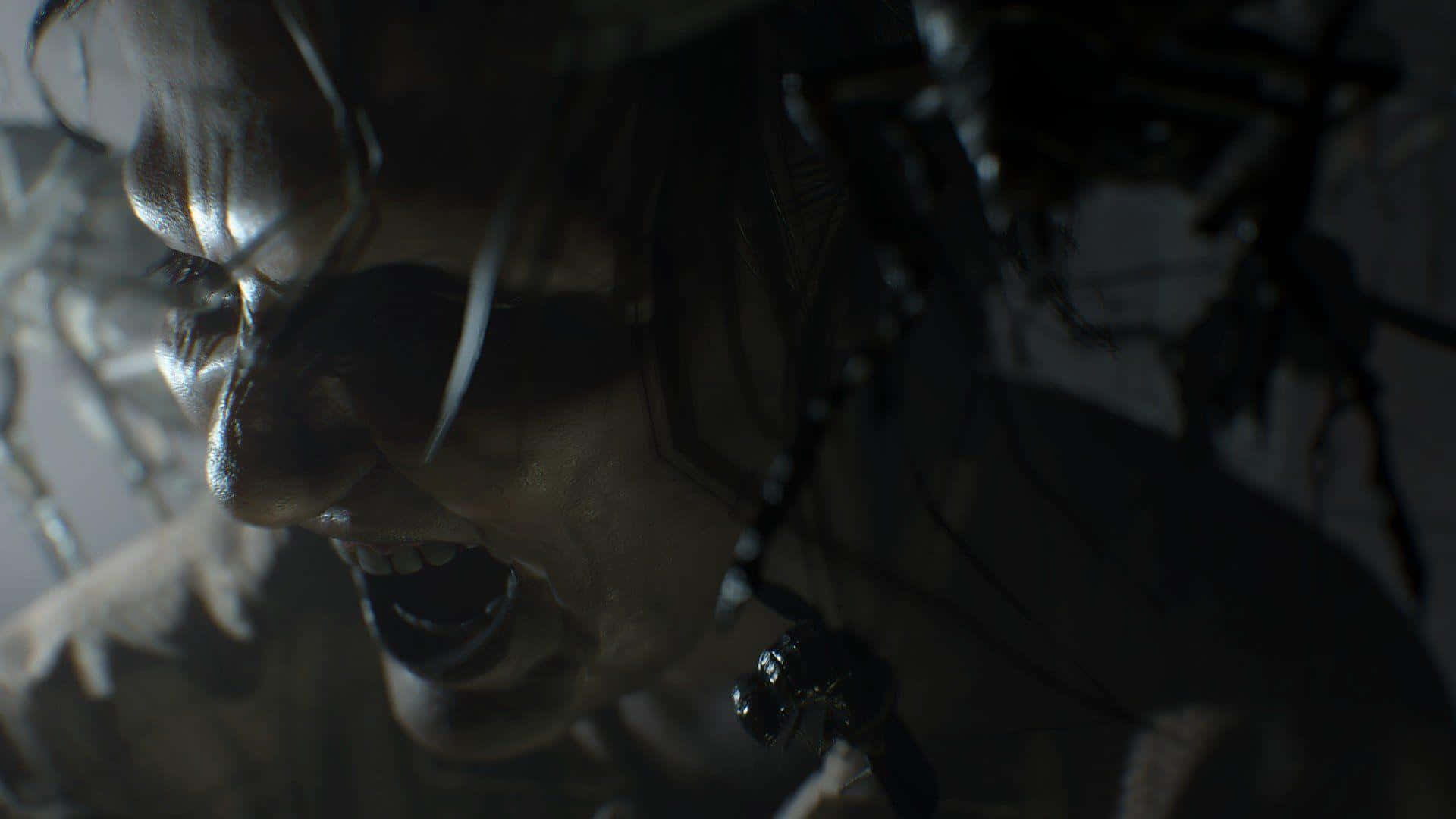 Horror Games 桌布 壁紙 — 一個特寫鏡頭，捕捉一名黑髮且帶有金屬絲線的女性在昏暗恐怖場景中尖叫。