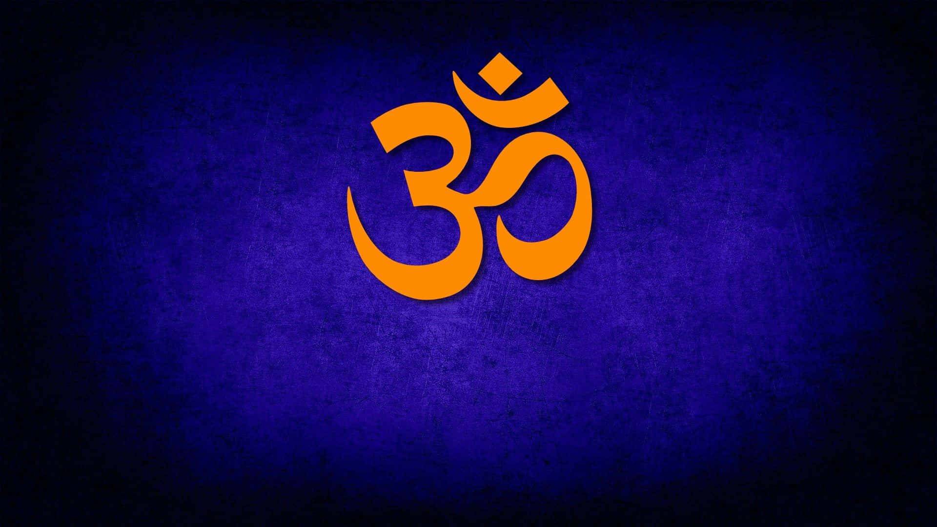 Om 桌布 壁紙 — 一個發光的橙色 Om 符號，居中於帶有紋理的深藍色背景上，並帶有微妙的漸變照明。