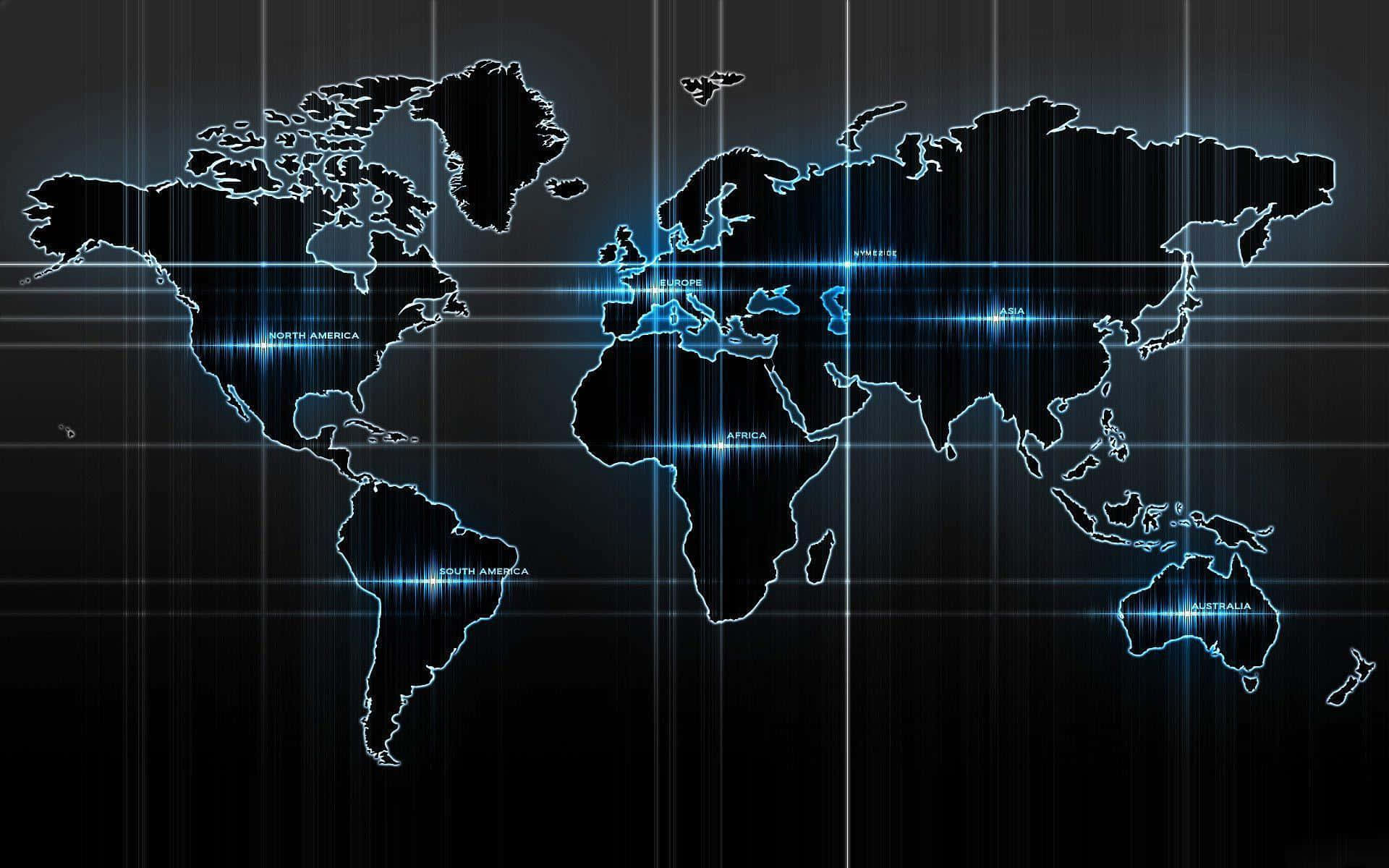 Information Technology 桌布 壁紙 — 一個發光的藍色數碼世界地圖，帶有網格線和標註的大陸，背景為深色。