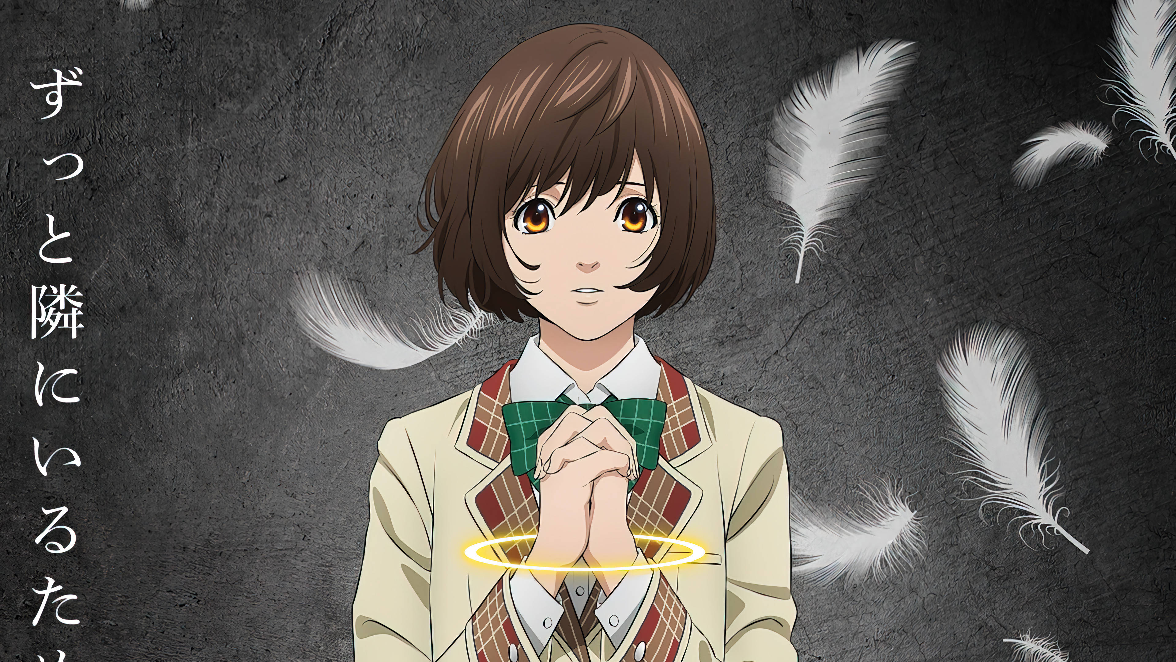 《Platinum End》Saki Hanakago 壁紙 — 一個穿著校服的年輕動漫女孩雙手合十，戴著發光的戒指，白色羽毛在黑暗的紋理牆壁上飄動。