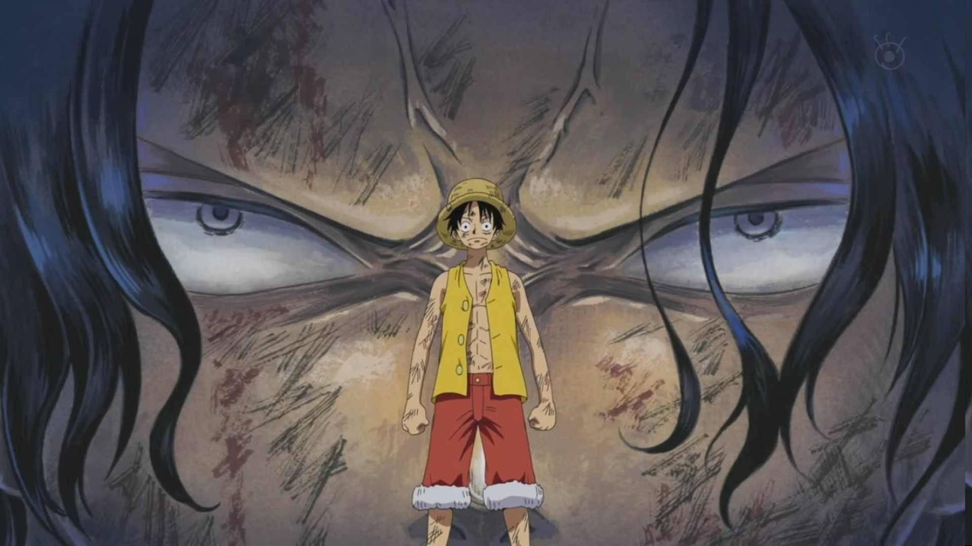 one piece art 桌布 壁紙 — 一個穿著紅色短褲和黃色背心的小型動畫男孩，挑釁地站在一個擁有銳利眼睛和深色頭髮的巨大面孔前。