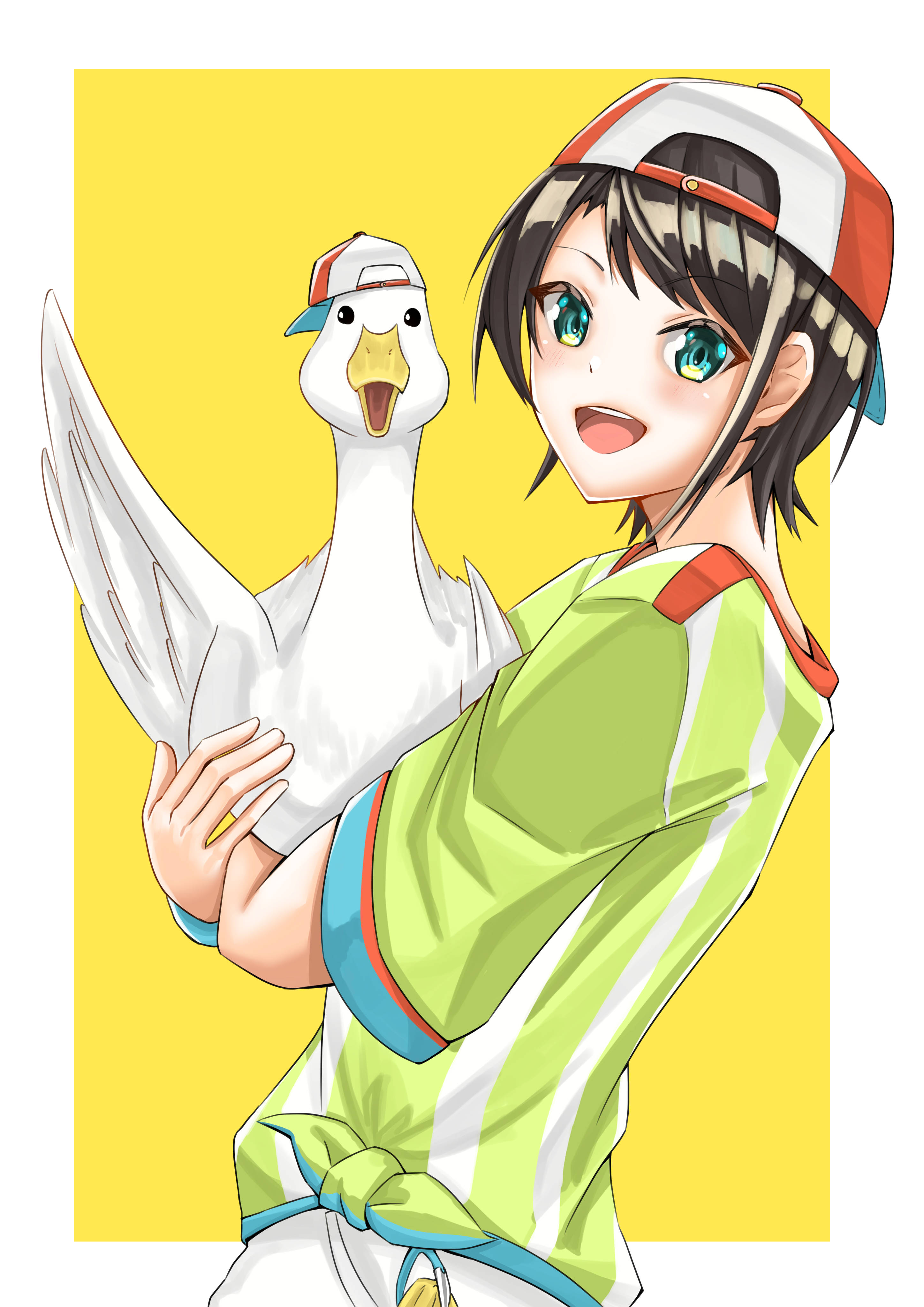 Duck 桌布 壁紙 — 一個穿著綠色襯衫和帽子的開朗動漫女孩，在明亮的黃色背景前，擁抱一隻也戴著相配帽子的白色鴨子。