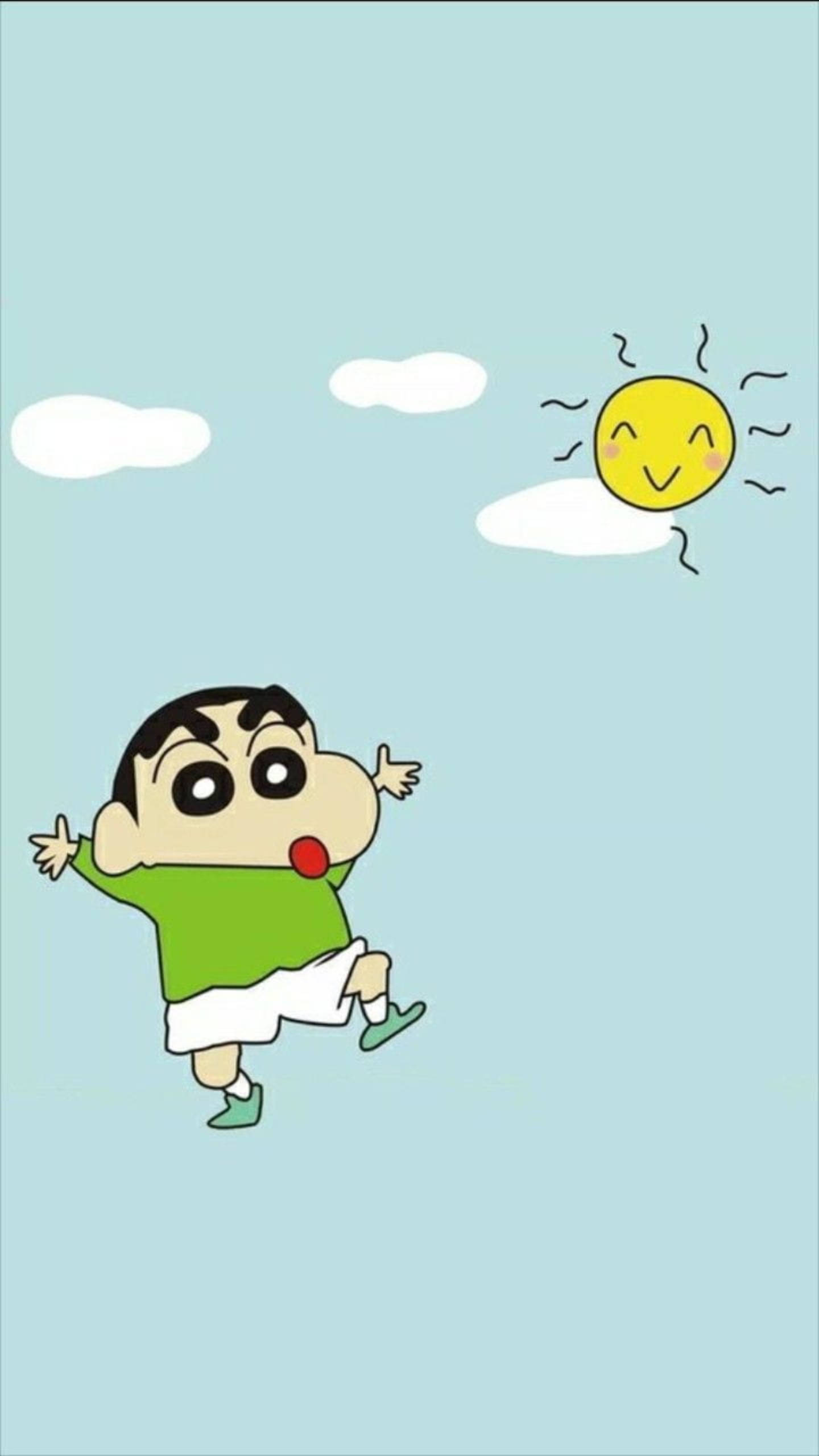 shinchan 桌布 壁紙 — 一個穿著綠色襯衫的快樂卡通男孩在微笑的太陽和蓬鬆的雲朵下歡快地跳躍。