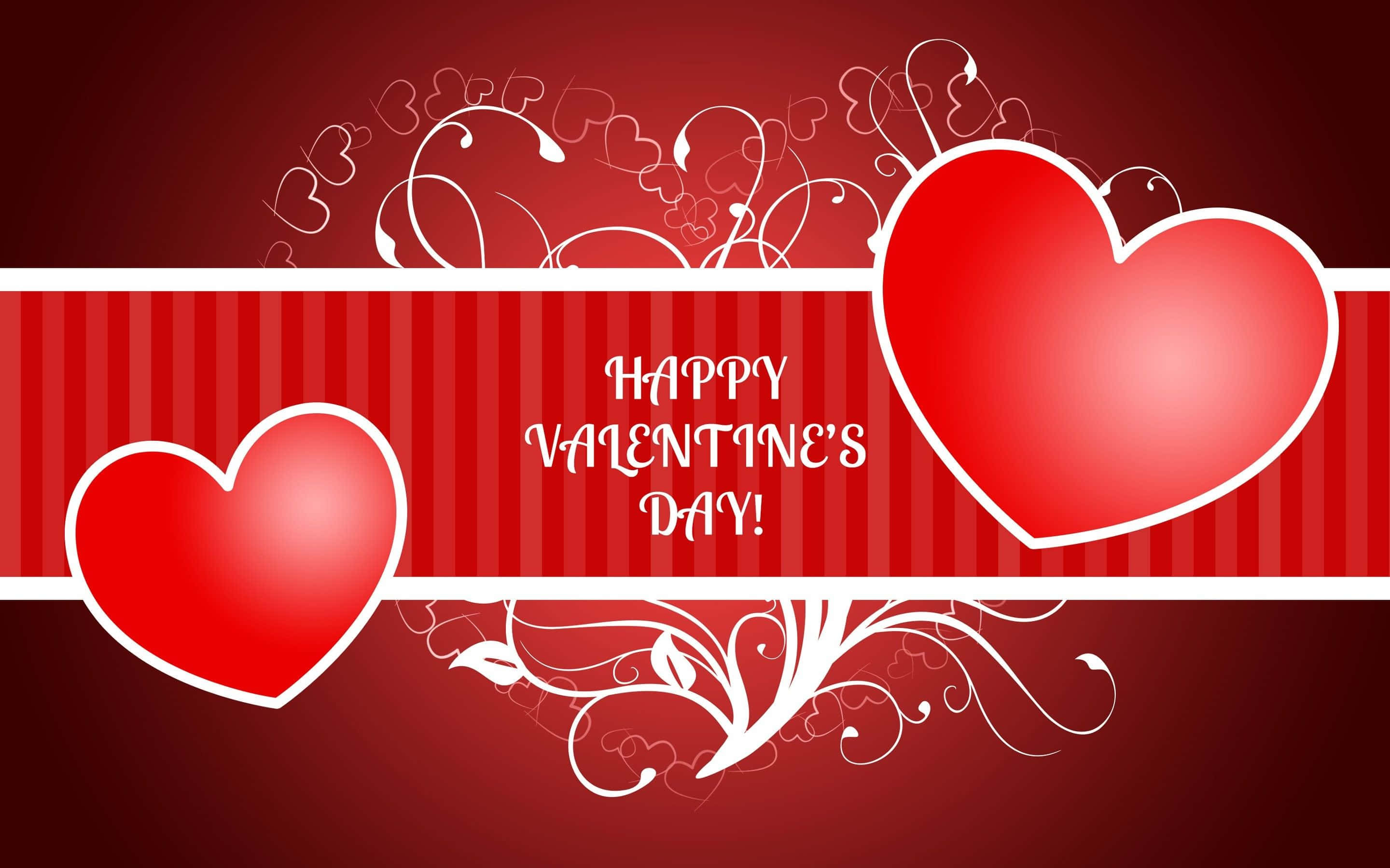 Happy Valentines Day 桌布 壁紙 — 一個節日情人節橫幅，在深紅色背景上帶有醒目的紅色心形和白色漩渦。