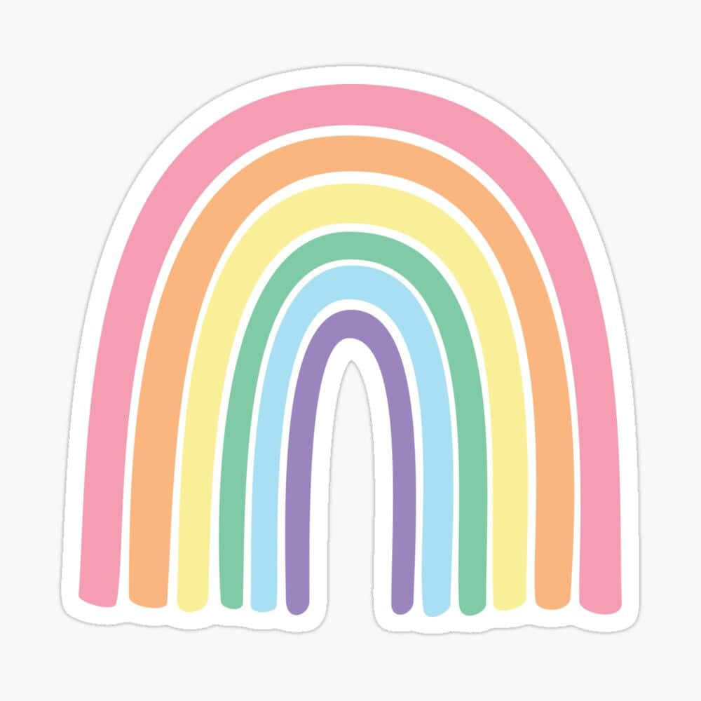 Kawaii Rainbow 桌布 壁紙 — 一個粉彩彩虹貼紙，帶有柔和的粉紅色、橙色、黃色、綠色、藍色和紫色弧線，背景為純白色。