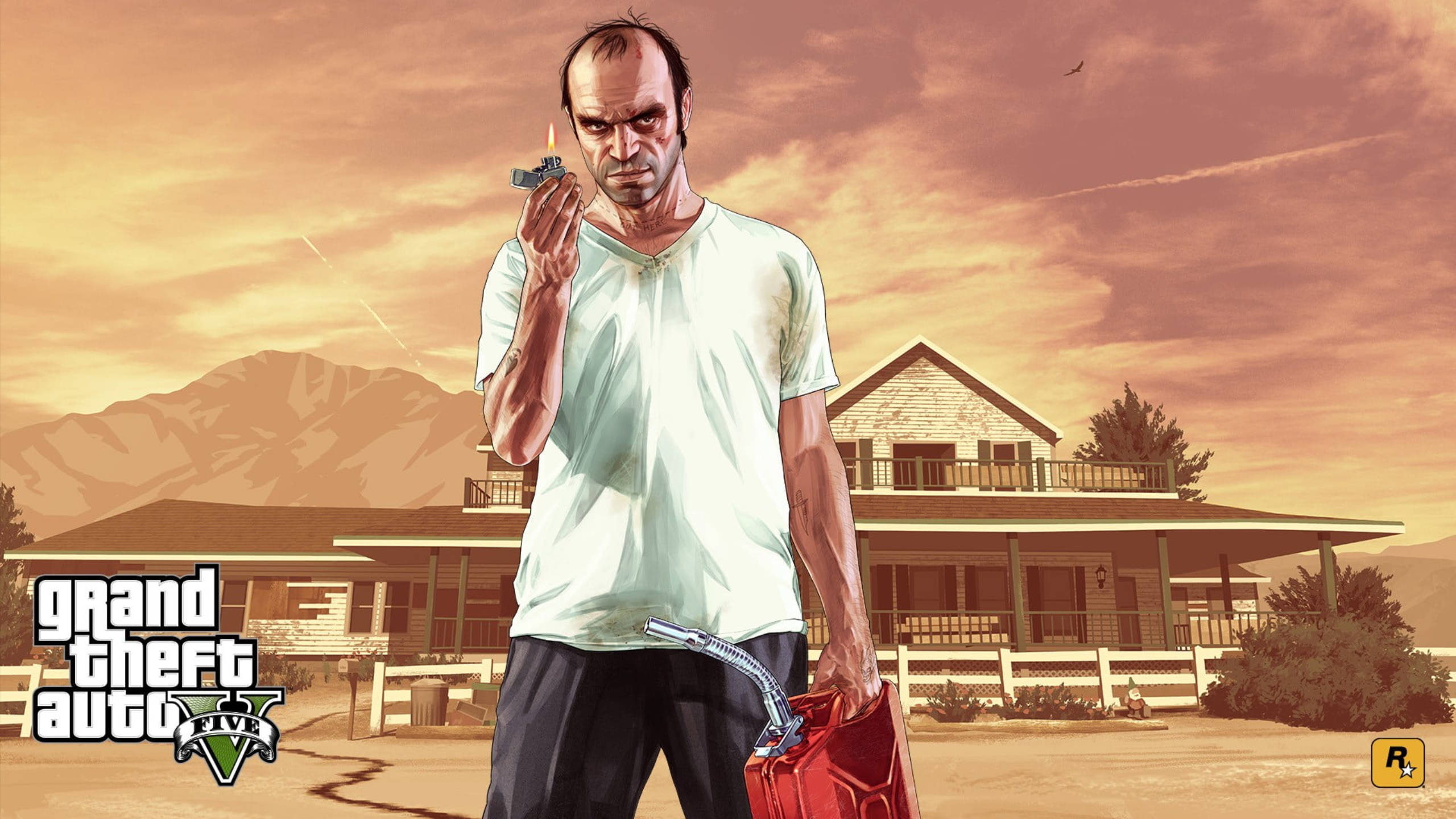 《GTA 5》Trevor Philips 壁紙 — 一個粗糙的電子遊戲角色在朦朧的橙色天空下，在郊區房屋前拿著點燃的香煙和汽油罐。