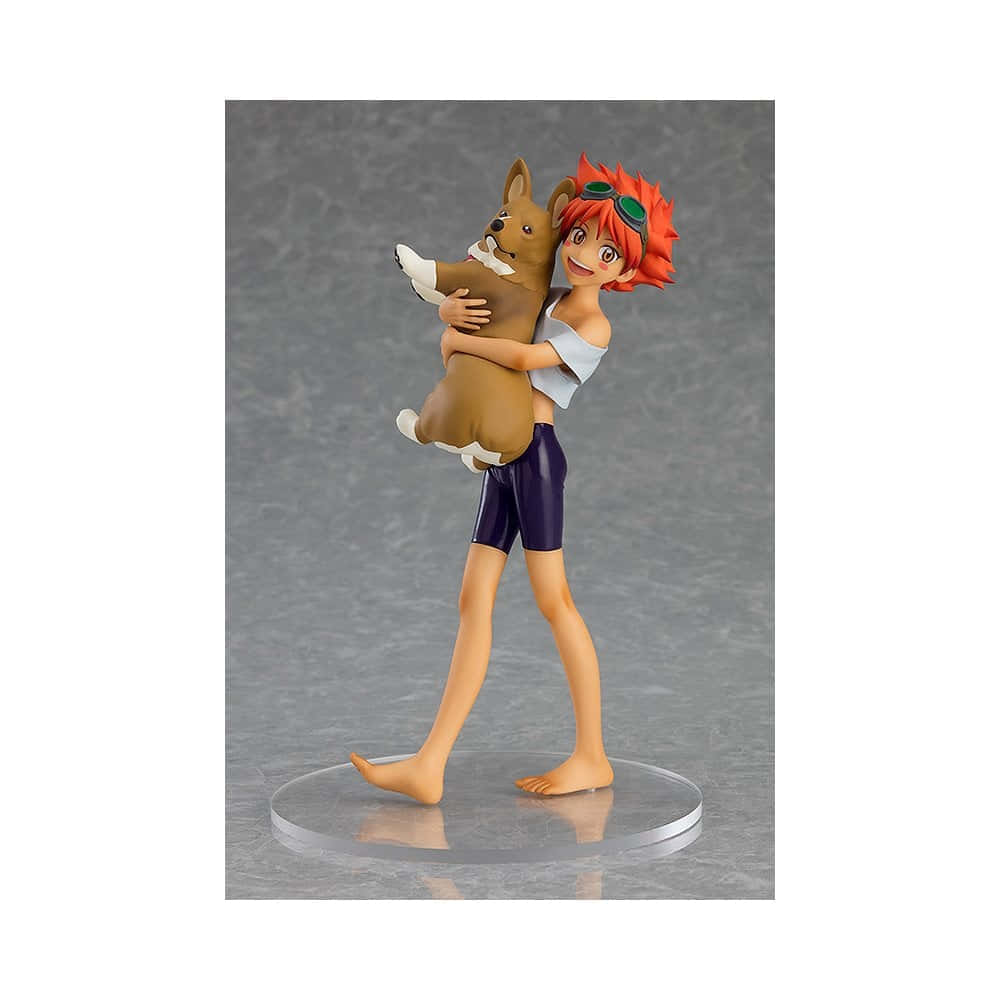 Cowboy Bebop Edward 桌布 壁紙 — 一個紅髮男孩穿著藍色短褲，擁抱一隻頭戴綠色護目鏡的棕色哥基犬的動漫人偶。