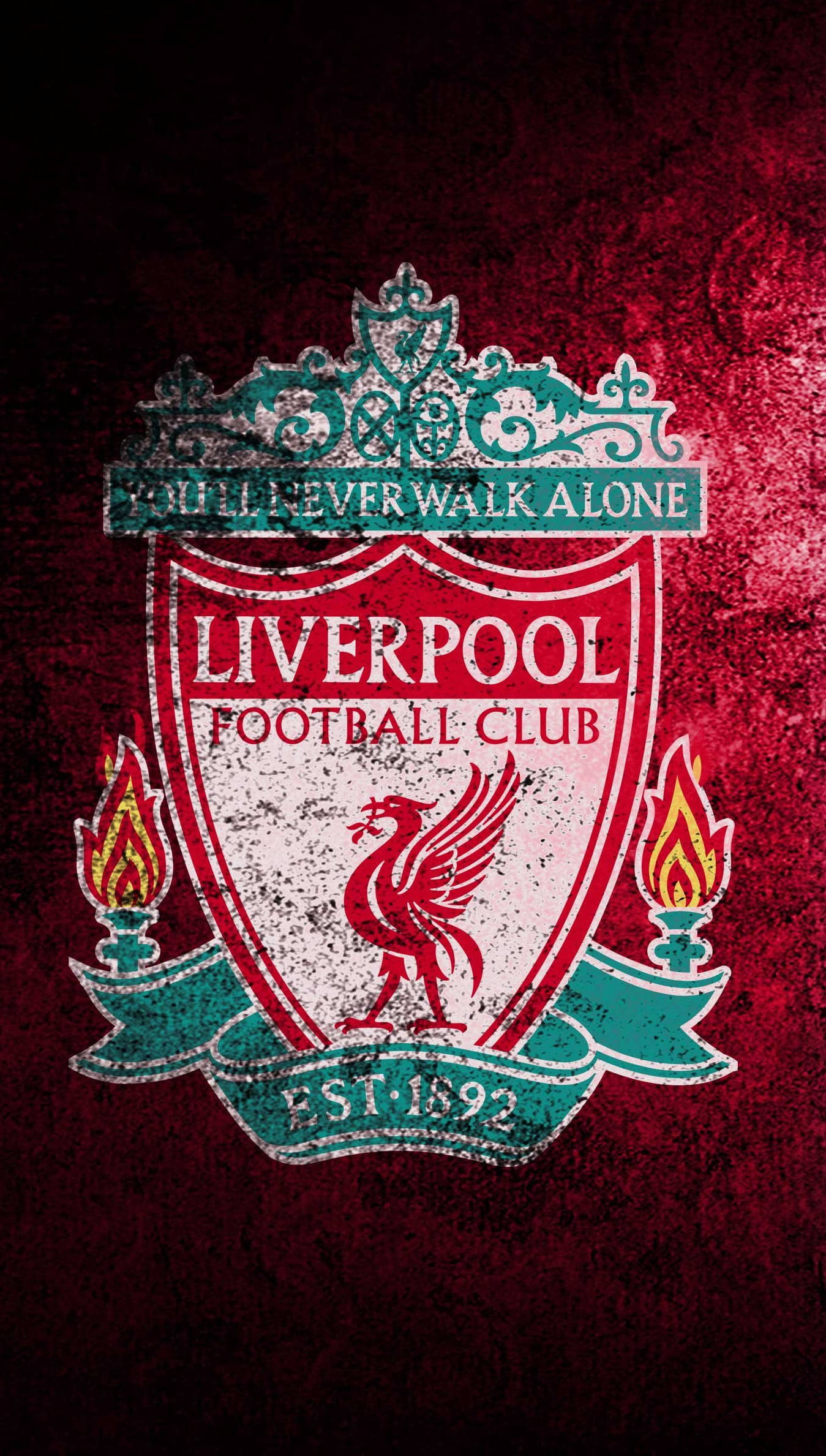 Liverpool Fc 桌布 壁紙 — 一個經風化的利物浦足球會徽章，上有紅色利物鳥和燃燒的火炬，背景為有紋理的深紅色。