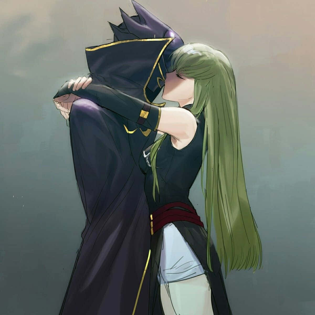 Code Geass C.c. 桌布 壁紙 — 一個綠髮動漫女孩在柔和的灰色背景下，溫柔地擁抱著一個披著斗篷的身影。