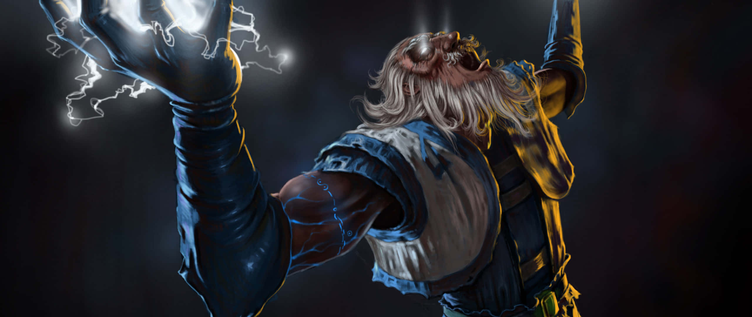 Dota 2 Zeus 桌布 壁紙 — 一個肌肉發達、留鬍子的戰士身穿藍色盔甲，在黑暗背景下從舉起的手中釋放出噼啪作響的閃電。