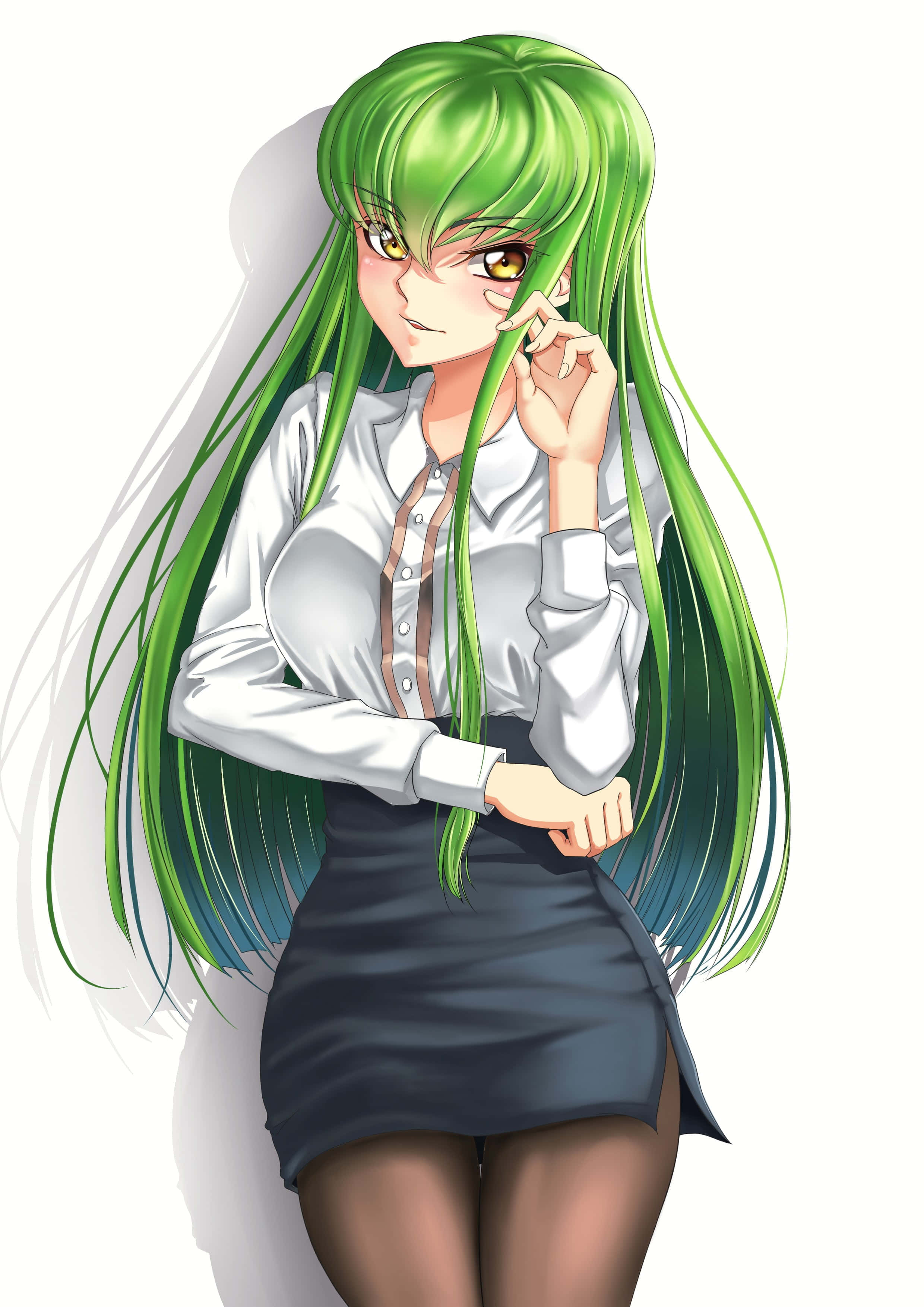 Code Geass C.c. 桌布 壁紙 — 一個自信的動漫女孩，擁有長長的鮮綠色頭髮和金色眼睛，穿著白色襯衫和深色裙子，在純白色背景前擺姿勢。