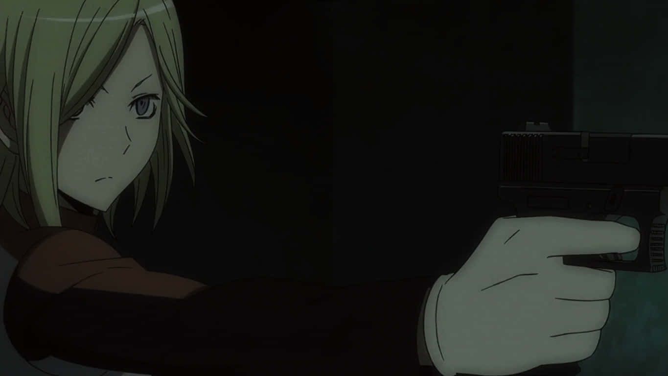 Durarara Vorona 桌布 壁紙 — 一個蒼白嘅動漫女仔，金色頭髮，喺燈光昏暗、陰影重重嘅房間入面，緊張專注咁用一把手槍瞄準。