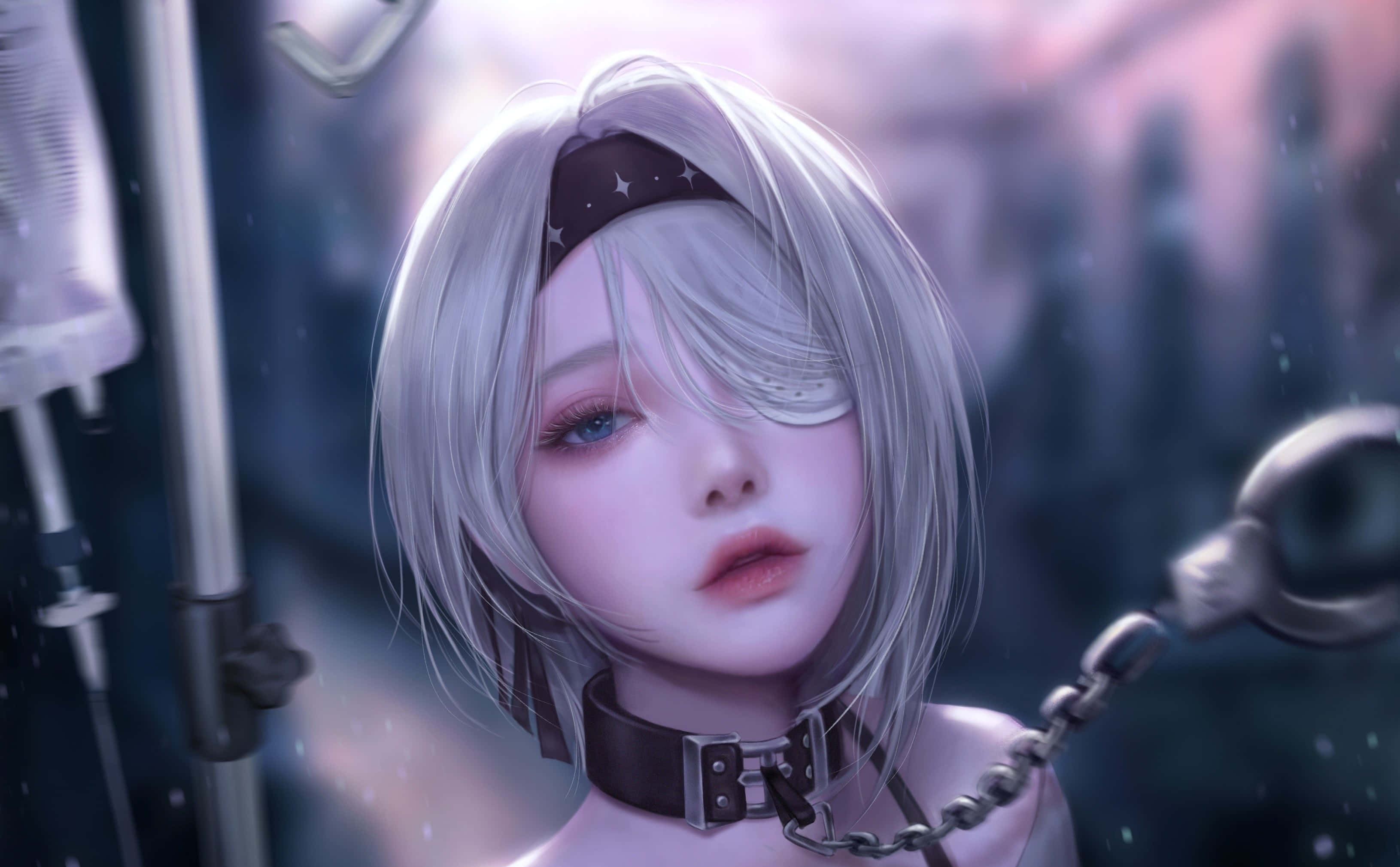Survival Games 桌布 壁紙 — 一個蒼白嘅動漫女仔，銀色頭髮同皮項圈鏈條，喺昏暗嘅醫療環境中溫柔咁凝視。