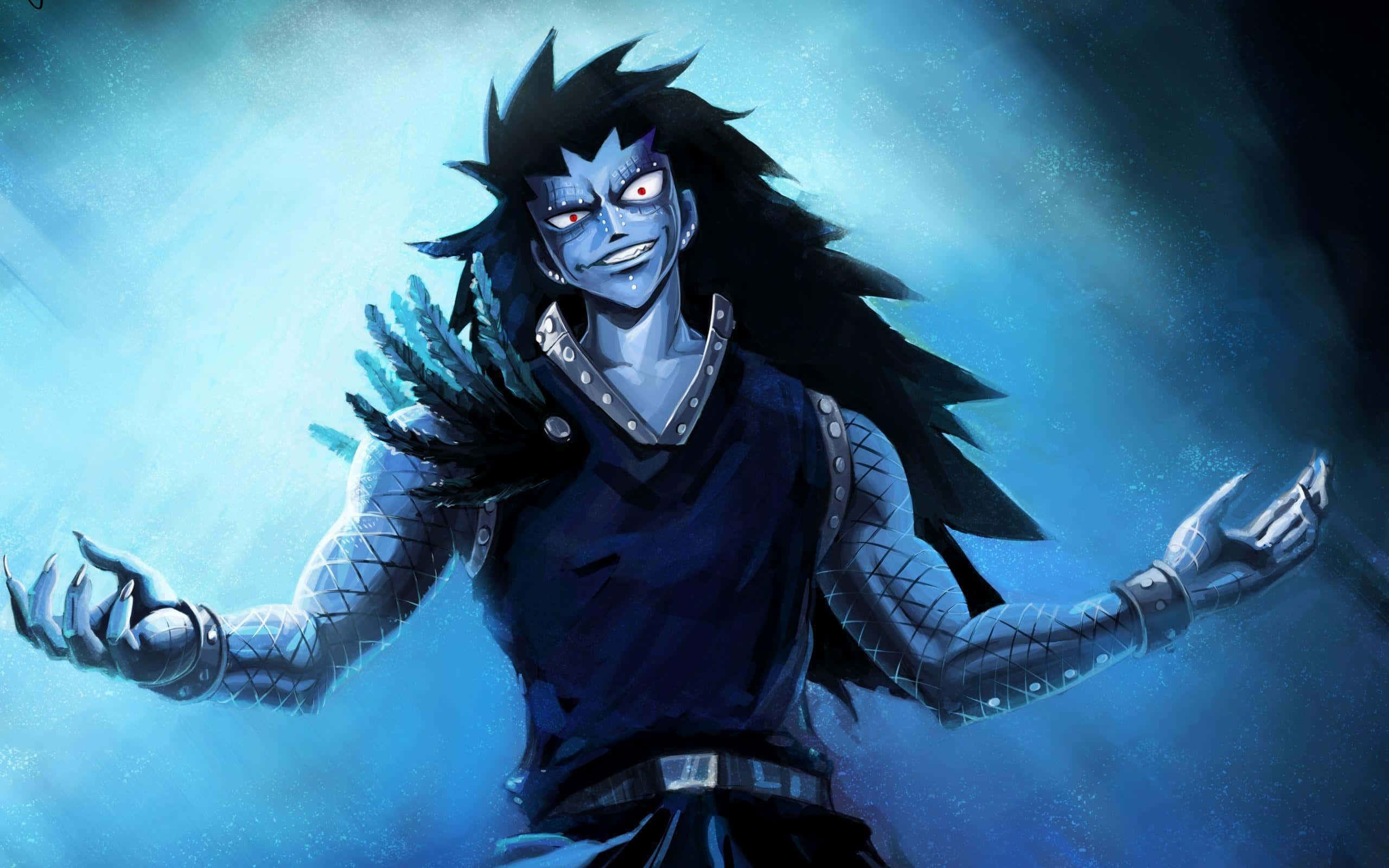 Gajeel Redfox 桌布 壁紙 — 一個藍皮膚、黑色尖刺頭髮、紅色發光眼睛的威脅性動漫角色，張開雙臂站在旋轉的藍色背景前。
