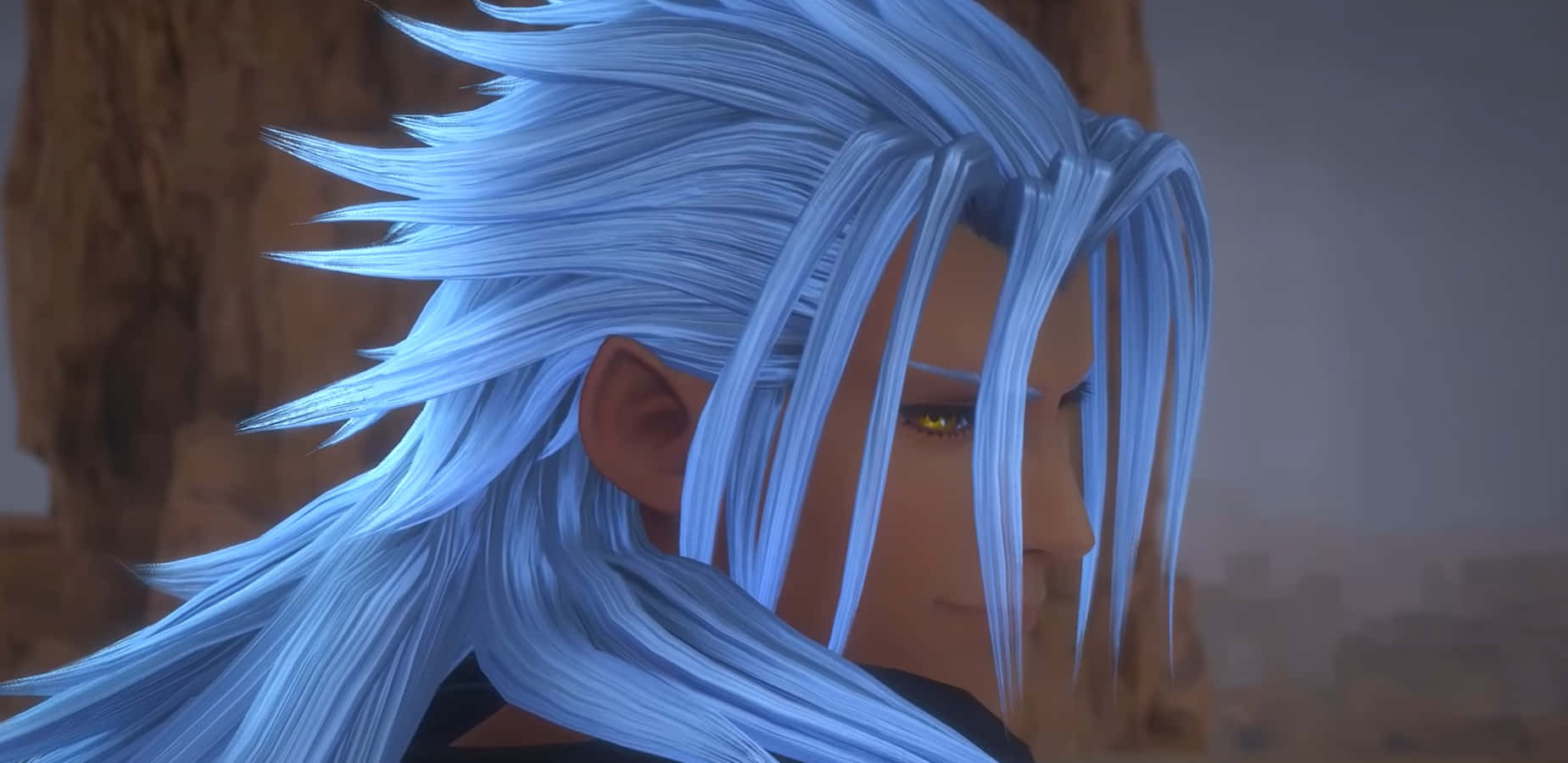 Kingdom Hearts Xemnas 桌布 壁紙 — 一個角色嘅特寫，佢有尖尖嘅藍色頭髮同金色眼睛，喺一個霧氣瀰漫嘅岩石環境中。