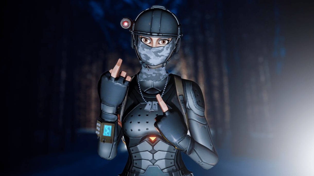 Fortnite 桌布 壁紙 — 一個身穿暗色盔甲和面具的賽博龐克忍者，在藍色霓虹燈下做出搖滾手勢。