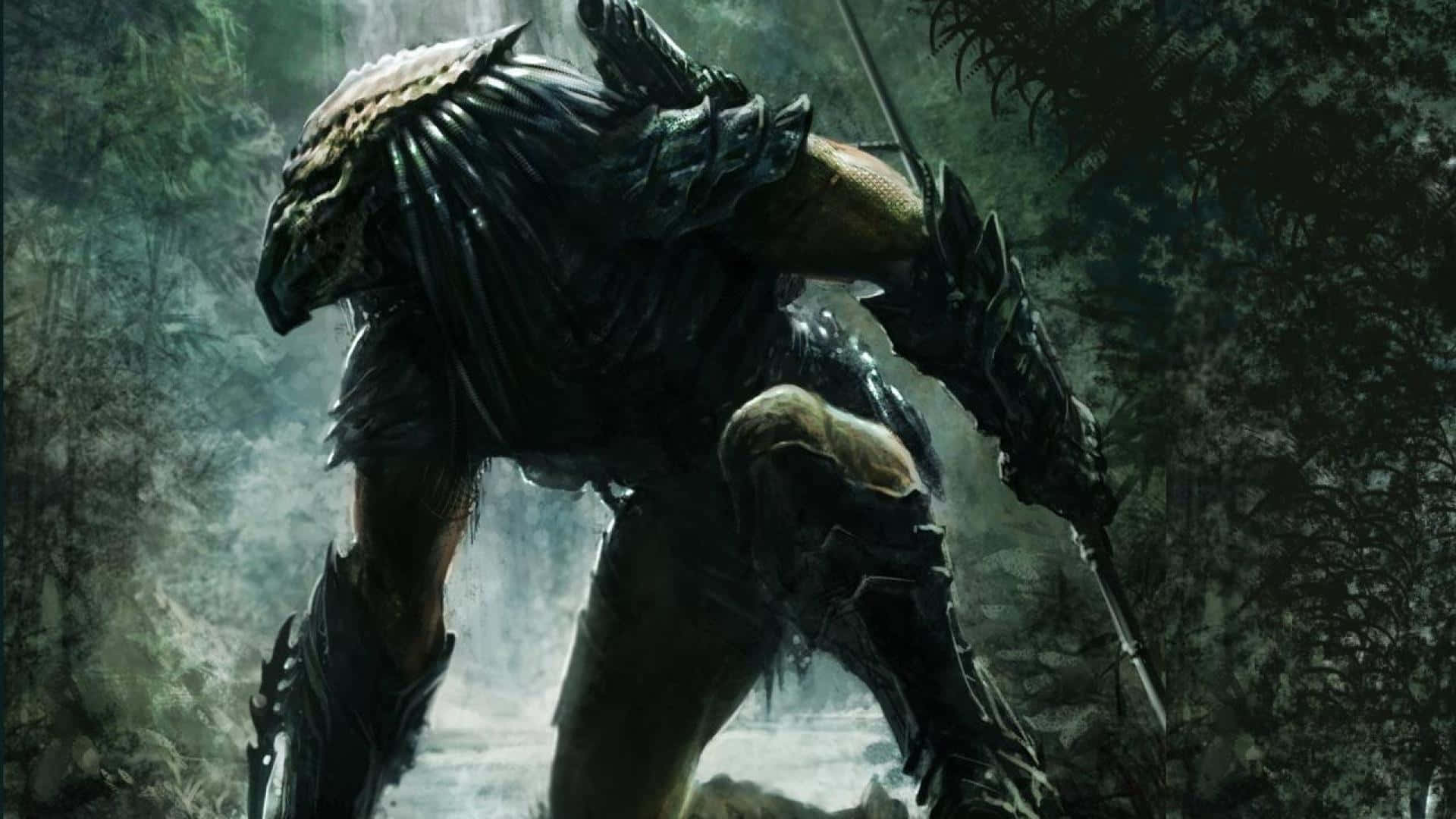 Wolf Predator 桌布 壁紙 — 一個身穿暗色盔甲的可怕掠食者戰士蹲在霧氣瀰漫的叢林中，手持長矛。