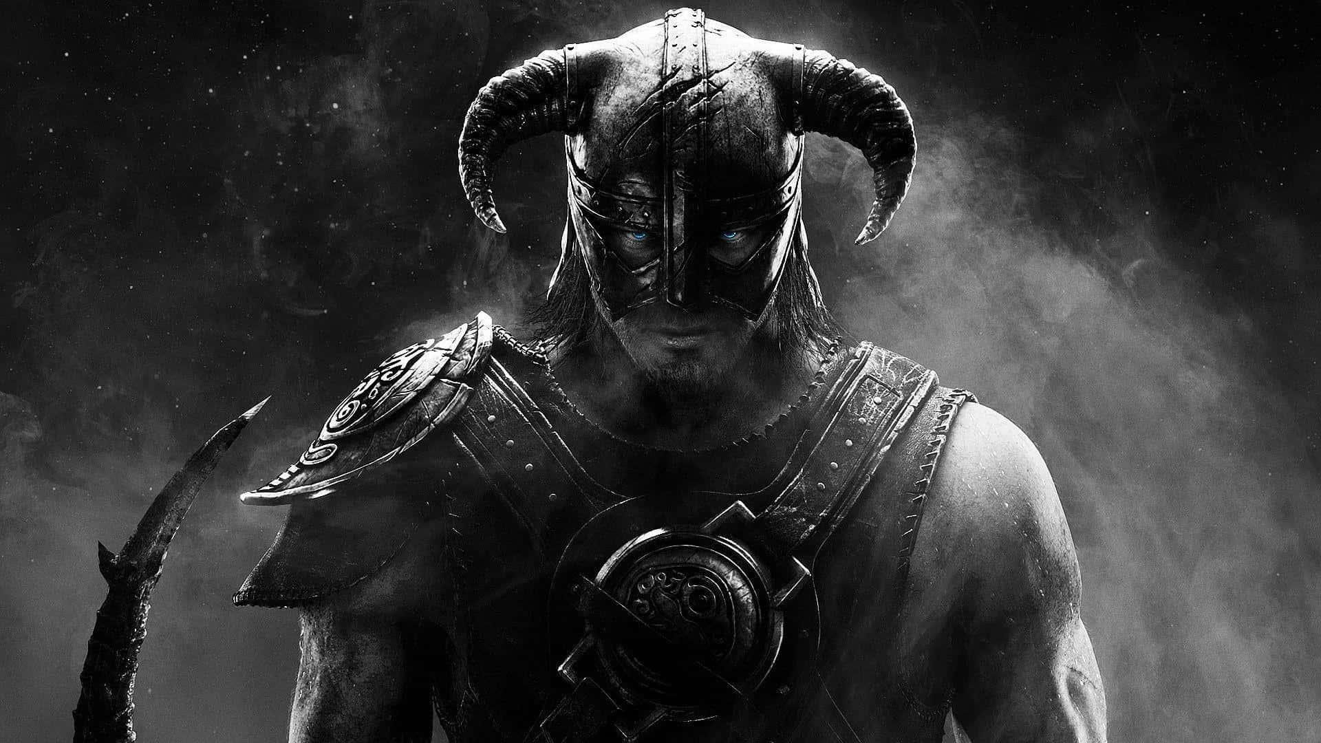 Skyrim Dragonborn 桌布 壁紙 — 一個身穿華麗盔甲、帶有威脅性角鬥士的戰士，站在煙霧瀰漫的黑暗中，雙眼發光，手持彎刀。