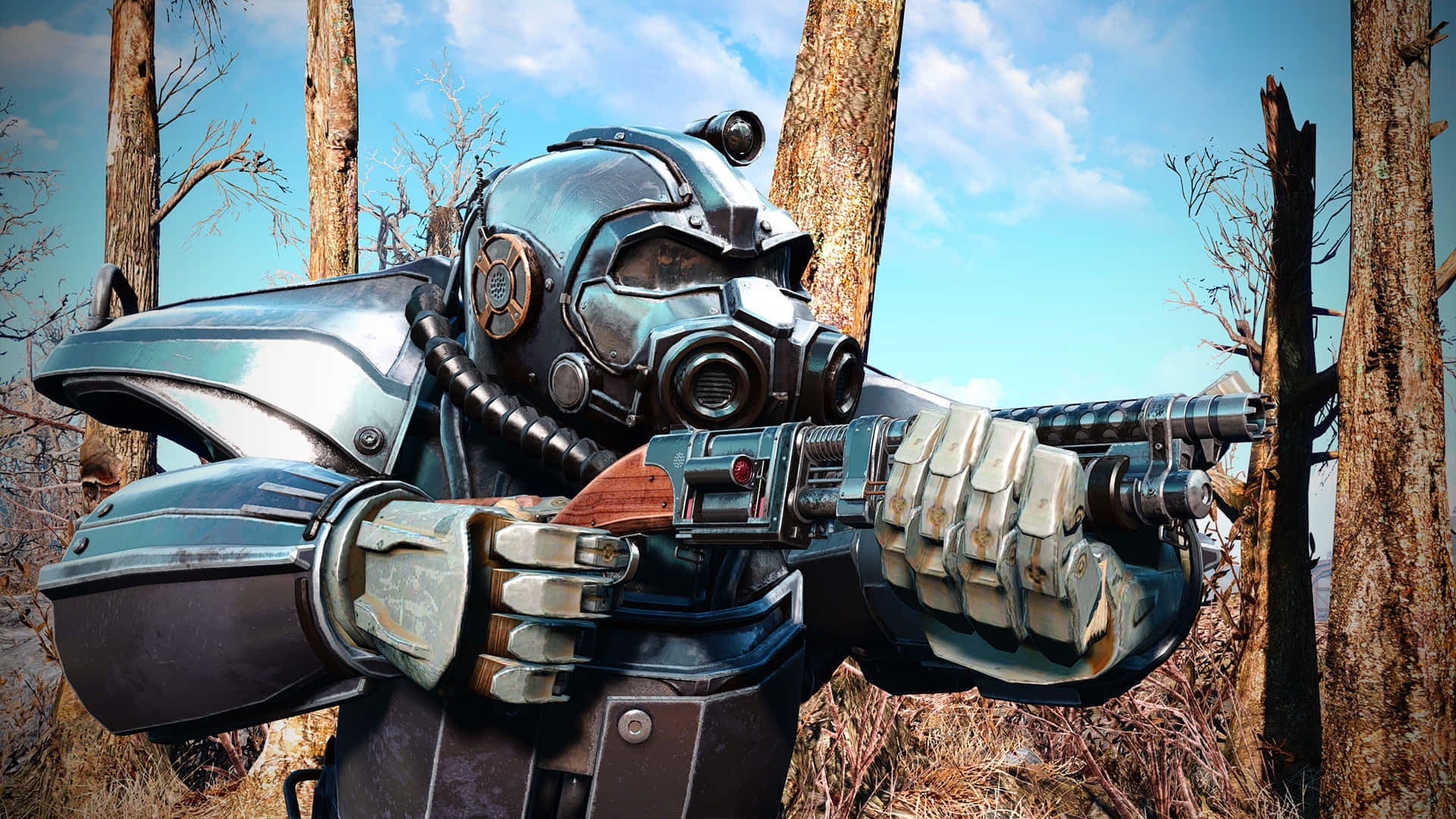 Fallout 4 Power Armor 桌布 壁紙 — 一個身穿重甲的廢土戰士，在明亮的藍天下，穿過一片荒涼的死樹森林，瞄準一把未來風格的武器。