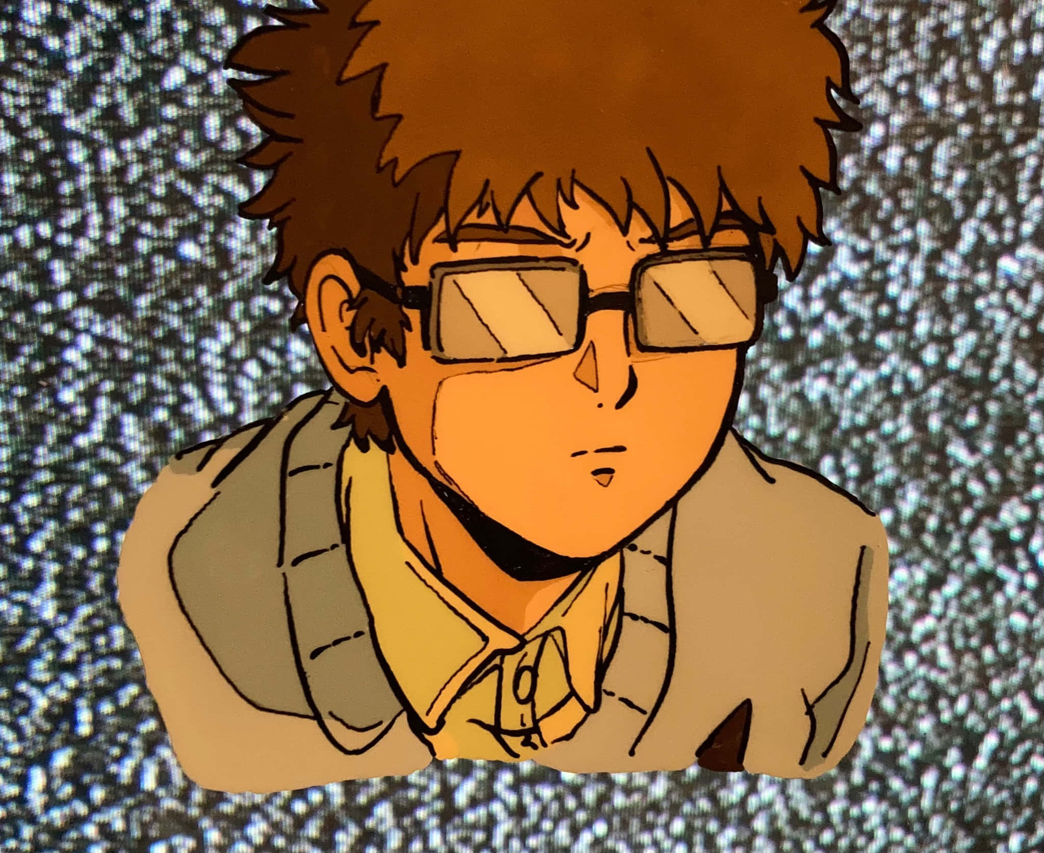 Nozomu Hatori 桌布 壁紙 — 一個近距離的動漫角色，有著刺刺的棕色頭髮和眼鏡，正對著顆粒狀的靜態背景向前凝視。