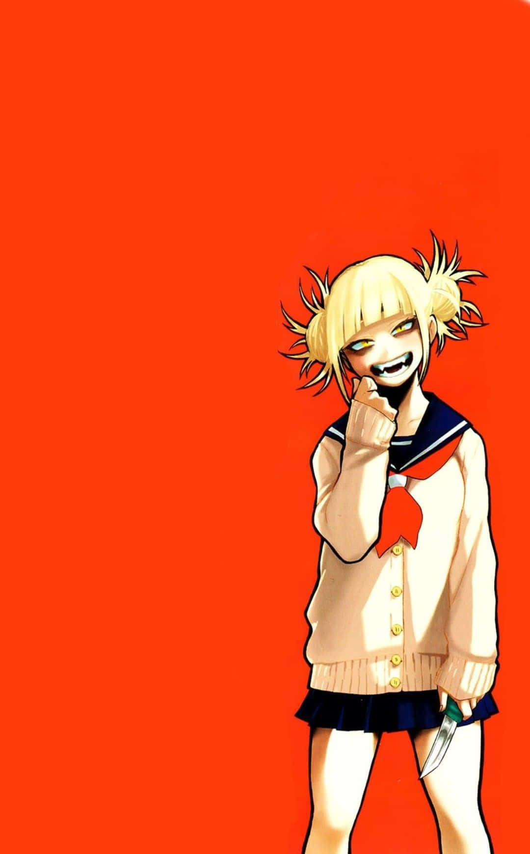 Toga 桌布 壁紙 — 一個金髮動漫女孩穿著校服，在純紅色背景前拿著刀，露出威脅性的微笑。