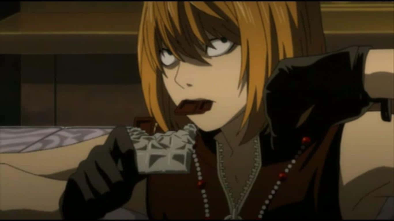 Death Note Mello 桌布 壁紙 — 一個金髮黑眼嘅動漫角色咬住一條朱古力棒，同時戴住黑色手套同珠鏈。