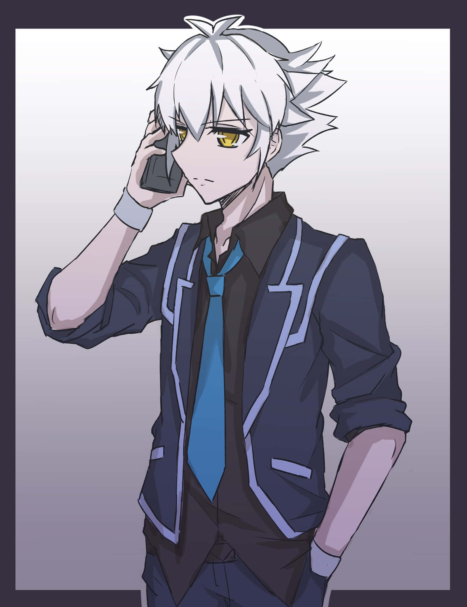 Ryoken Kogami 桌布 壁紙 — 一個銀髮黃眼睛的動漫男孩穿著帶有藍色飾邊的深色西裝外套和藍色領帶正在打電話。