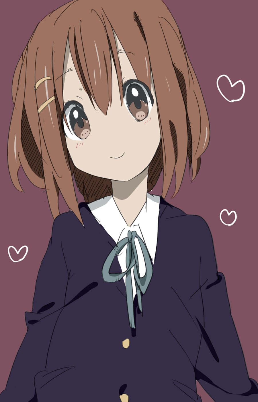 yui hirasawa 桌布 壁紙 — 一個開心的動漫女孩，棕色頭髮和大而有表現力的眼睛，在帶有漂浮白色心形的栗色背景上溫柔地微笑。