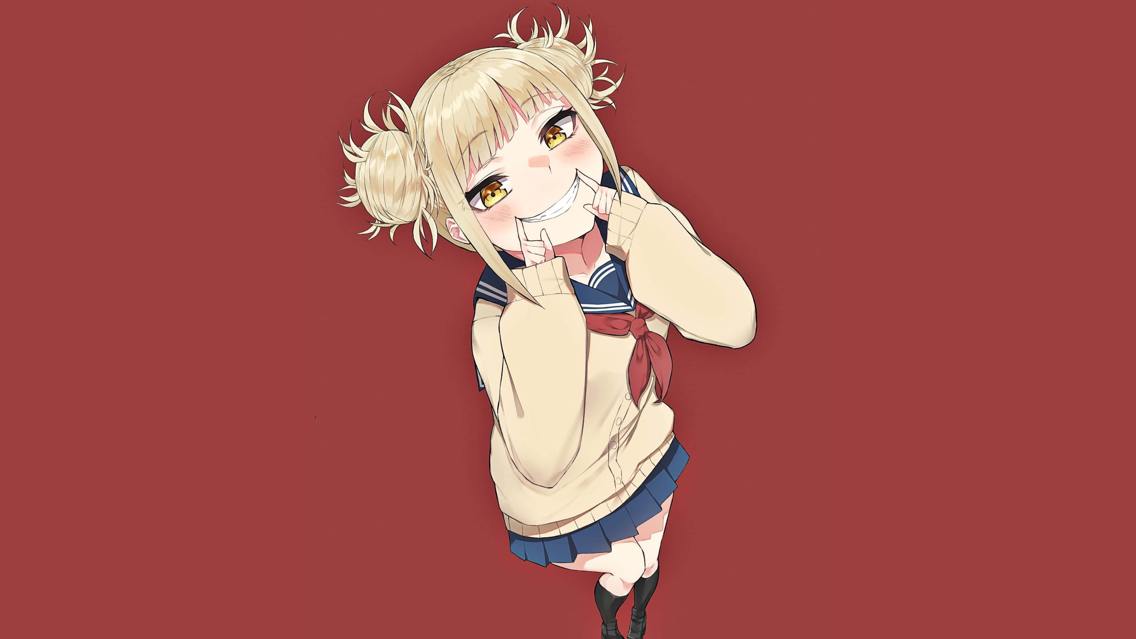 Toga 桌布 壁紙 — 一個開心的動漫女孩，金色雙馬尾和金色眼睛，穿著水手服，在純紅色背景前頑皮地捂嘴笑。