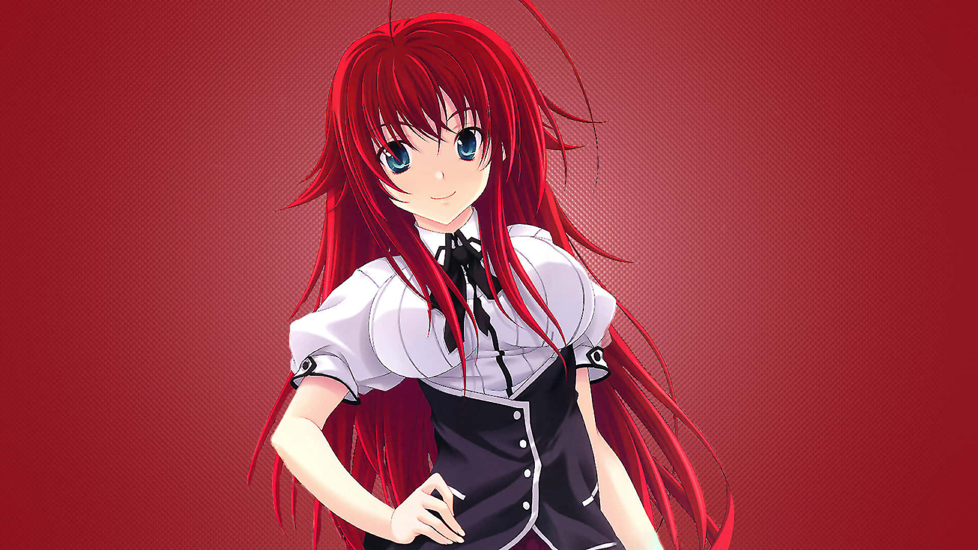 Rias Gremory 桌布 壁紙 — 一個開朗的動漫女孩，長長的紅髮和藍眼睛，穿著白色襯衫和黑色裙子，在紋理紅色的背景前自信地微笑。