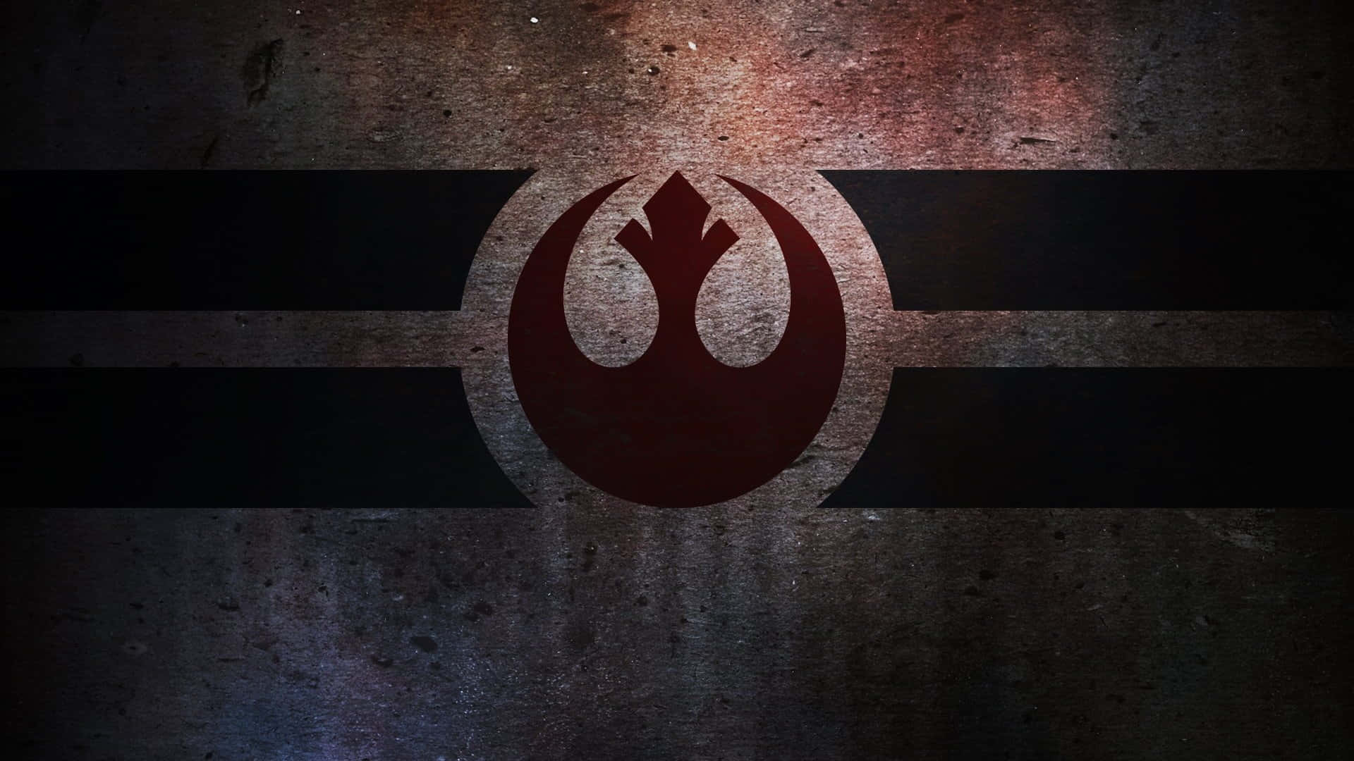 Cool Star Wars 桌布 壁紙 — 一個風化的反抗軍同盟標誌喺粗糙紋理嘅牆上發光，牆上有水平黑色條紋。