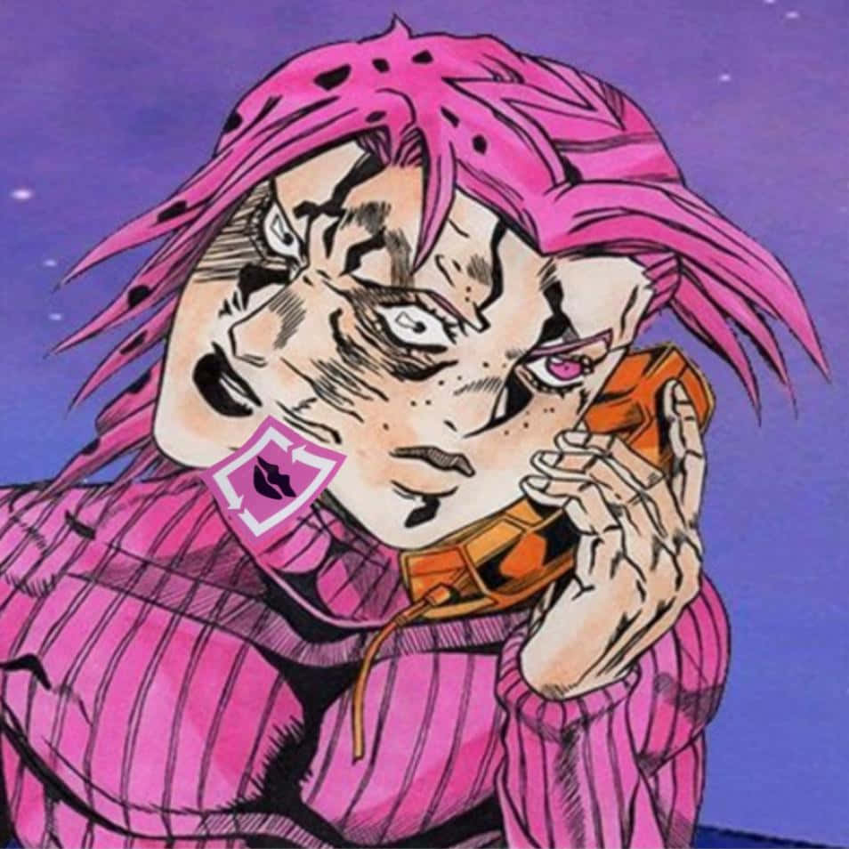 Jojo's Bizarre Adventure Diavolo 桌布 壁紙 — 一個風格化的動漫角色，粉紅色頭髮和銳利的眼睛，拿著橙色電話，背景是繁星點點的紫色天空。