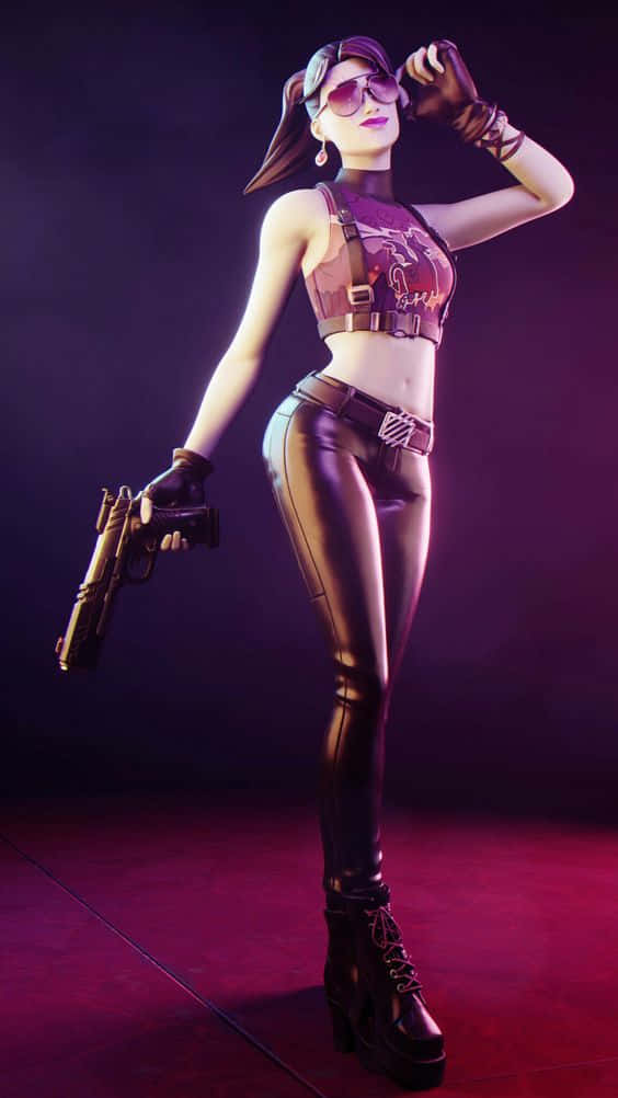 Ramirez Fortnite 桌布 壁紙 — 一個風格化的女性角色穿著紫色皮革服裝，在深紫色背景下自信地拿著手槍擺姿勢。