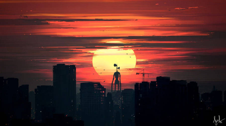 Skyscraper 桌布 壁紙 — 一個高聳的警報器頭人物在黑暗的城市天際線上，以火熱的橙色日落為背景呈現剪影。