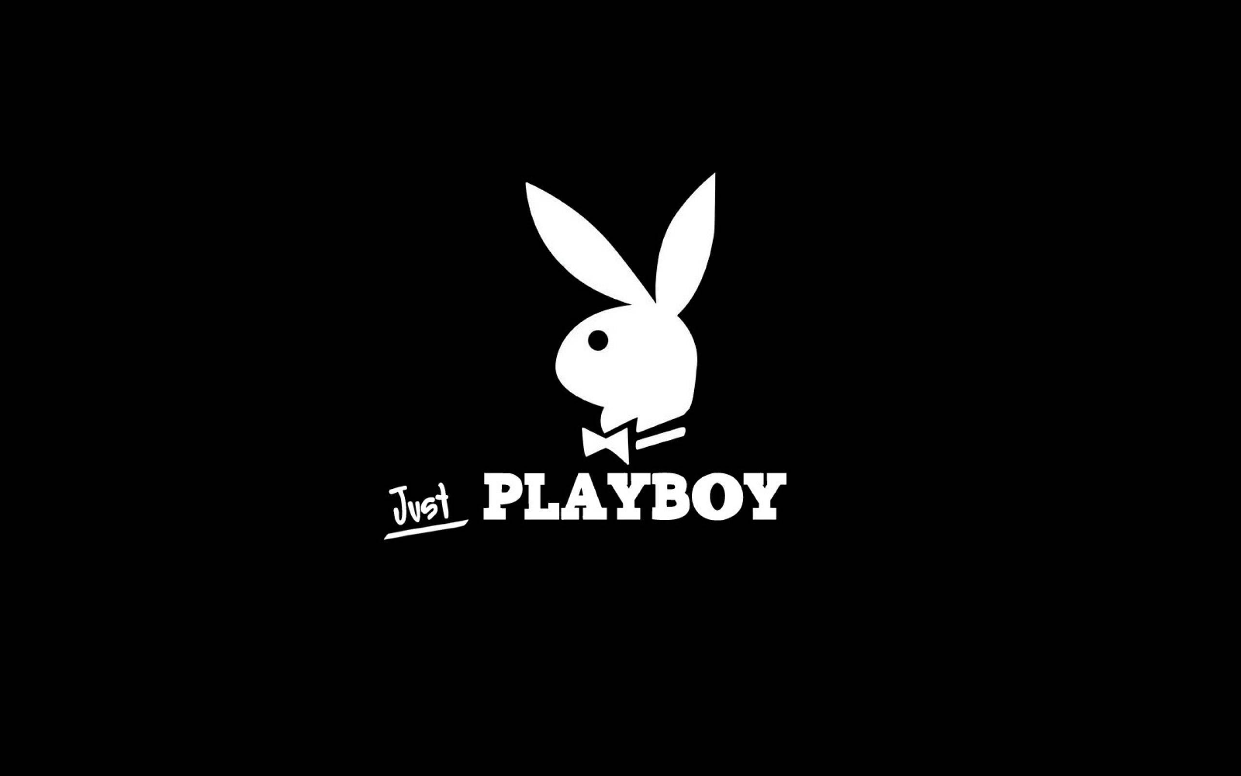 Logo 桌布 壁紙 — 一個鮮明的白色Playboy兔仔標誌，配有蝴蝶結及「Just PLAYBOY」文字，置中於純黑色背景上。