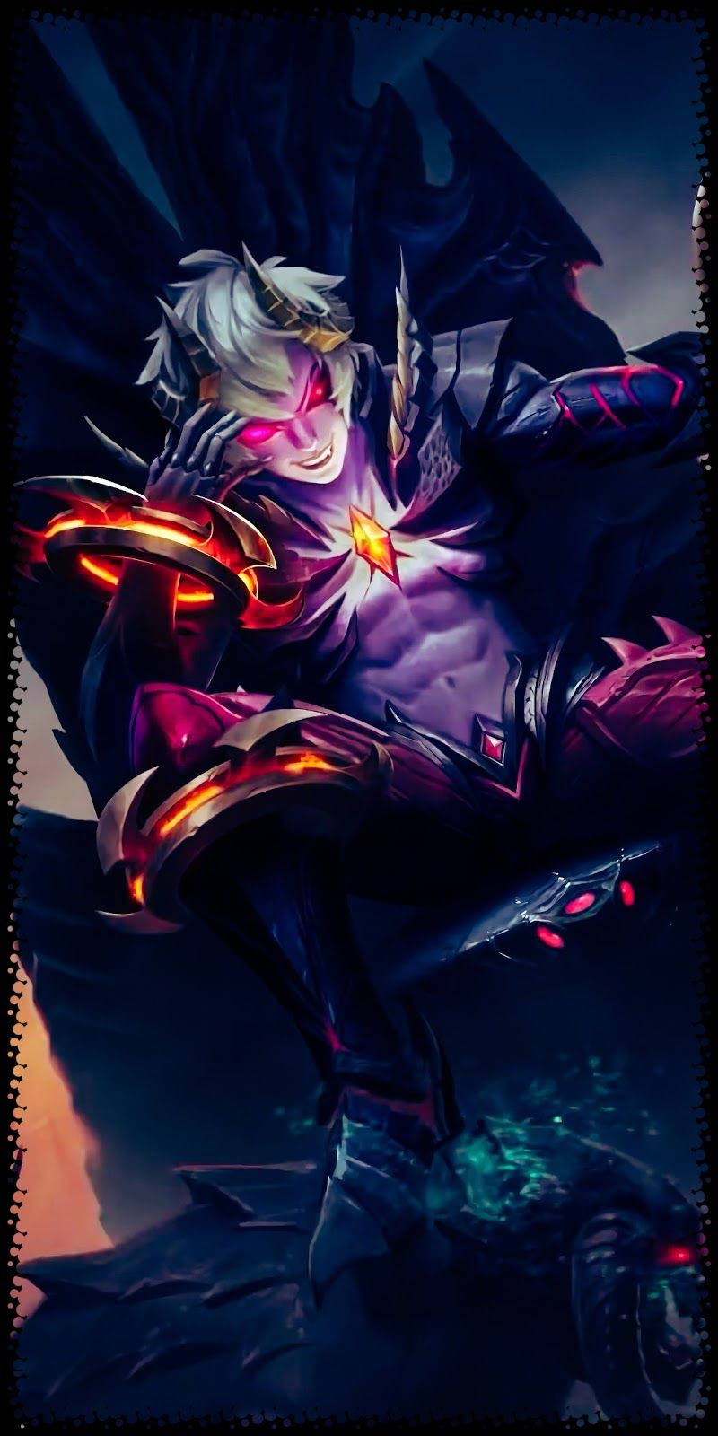 Mobile Legends 桌布 壁紙 — 一個黑暗奇幻戰士，擁有發光的紅眼睛和盔甲，在暴風雨的夜空下蓄勢待發。