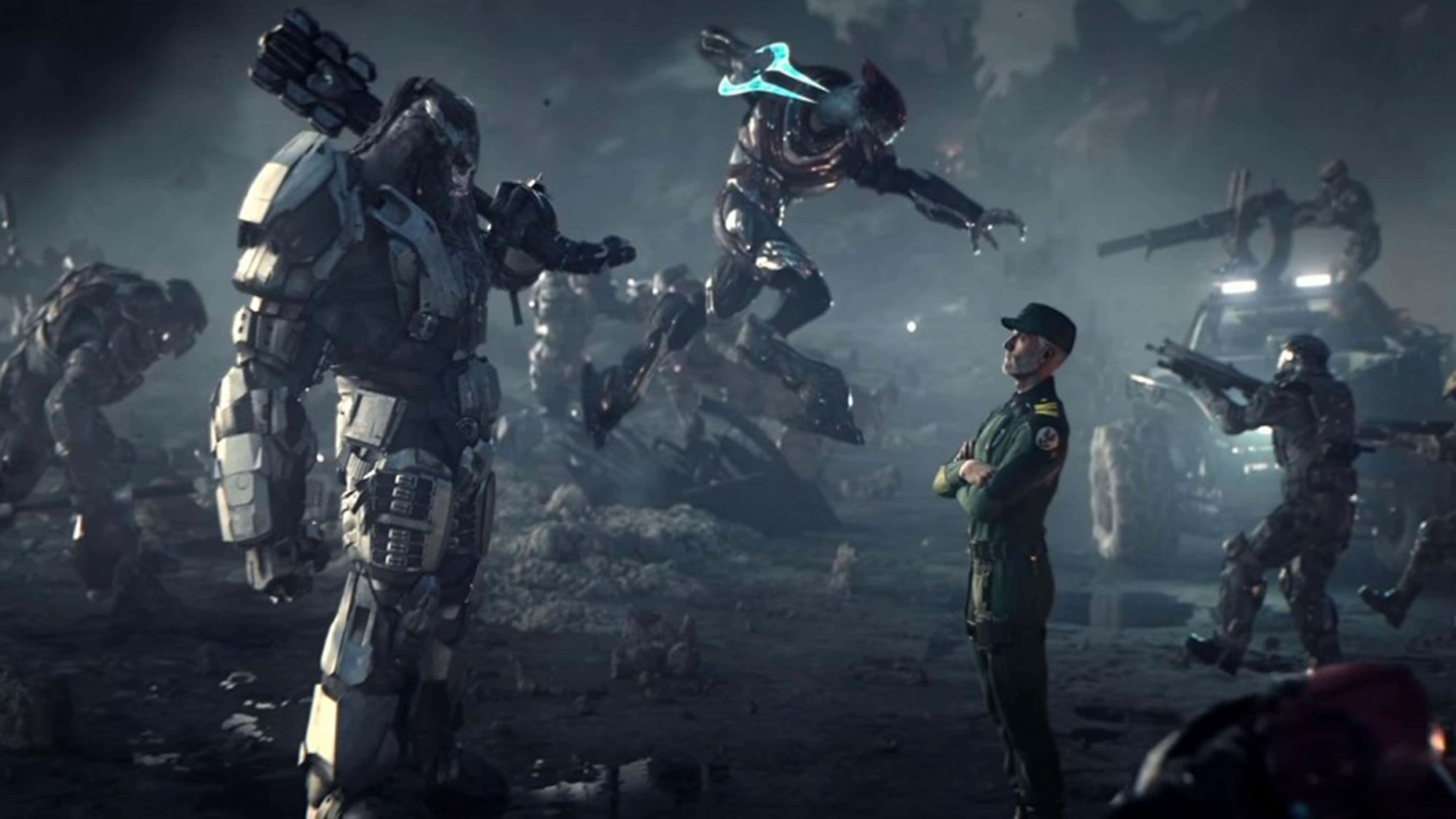 Halo Battle 桌布 壁紙 — 一名士兵冷靜地站立，而高聳的裝甲戰士和發光的外星生物在煙霧瀰漫的戰場上戰鬥。