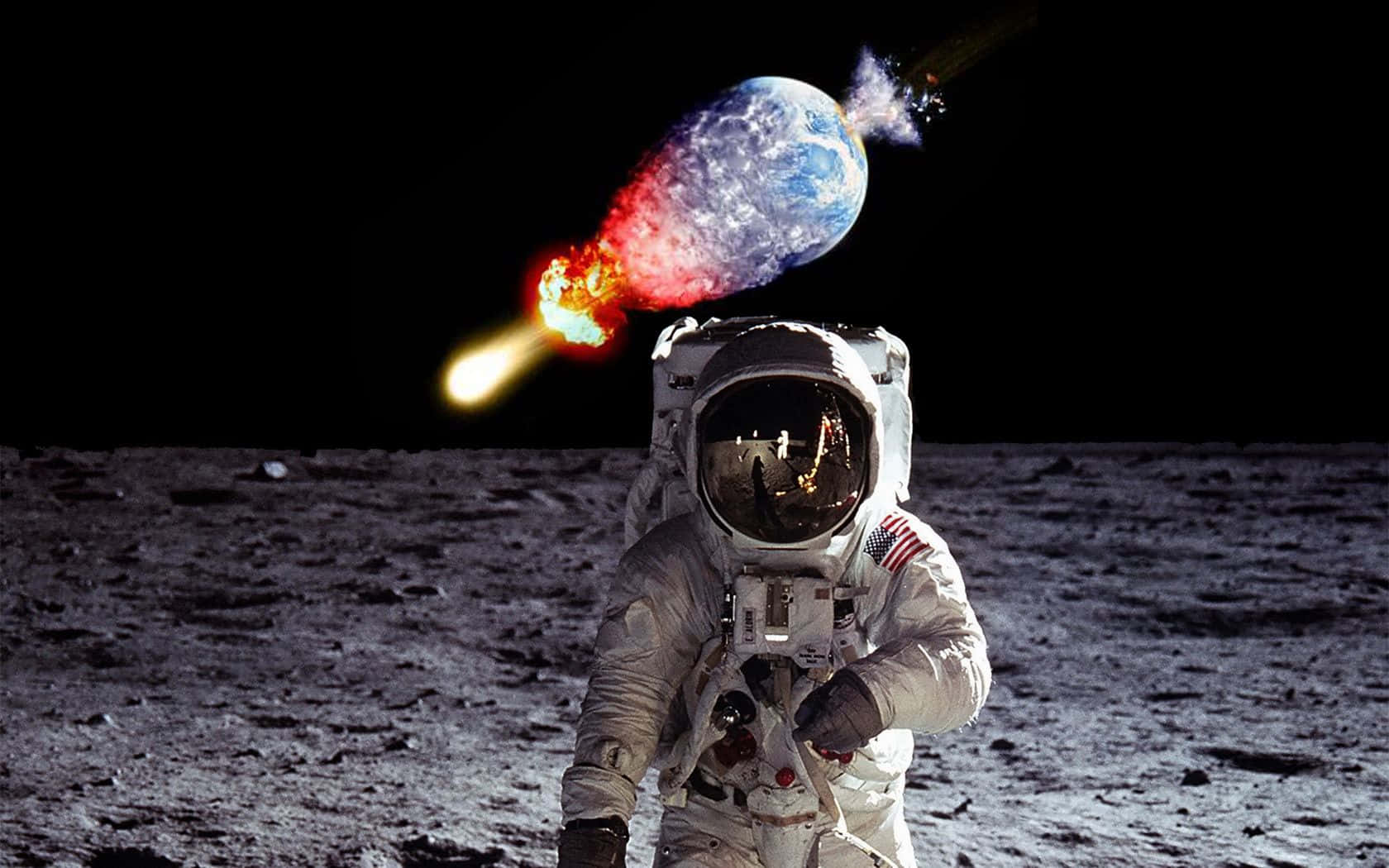 Apocalypse 桌布 壁紙 — 一名太空人站在月球表面，一顆熾熱的流星在黑色虛空中掠過地球。