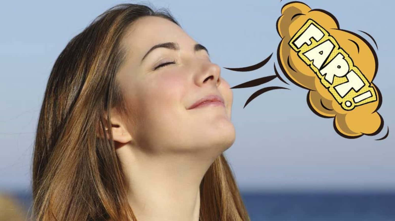 Fart 桌布 壁紙 — 一名女子閉著眼睛微笑，卡通屁泡從她嘴裡爆出，背景是藍天。