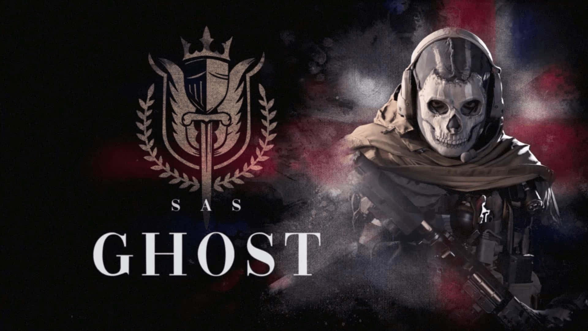 Simon Ghost Riley 桌布 壁紙 — 一名戴著骷髏面具和戰術裝備的幽靈特工站在SAS Ghost標誌旁邊，背景是煙霧瀰漫的黑暗，帶有紅色和藍色污跡。