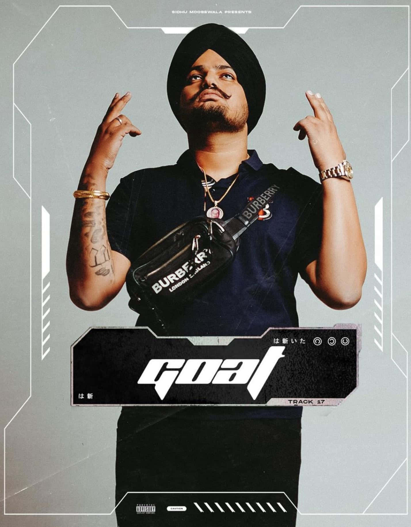 Sidhu Moose Wala 桌布 壁紙 — 一名戴黑色頭巾、身穿Burberry襯衫的男子，在未來感的灰色背景前自信地舉起雙手擺姿勢。