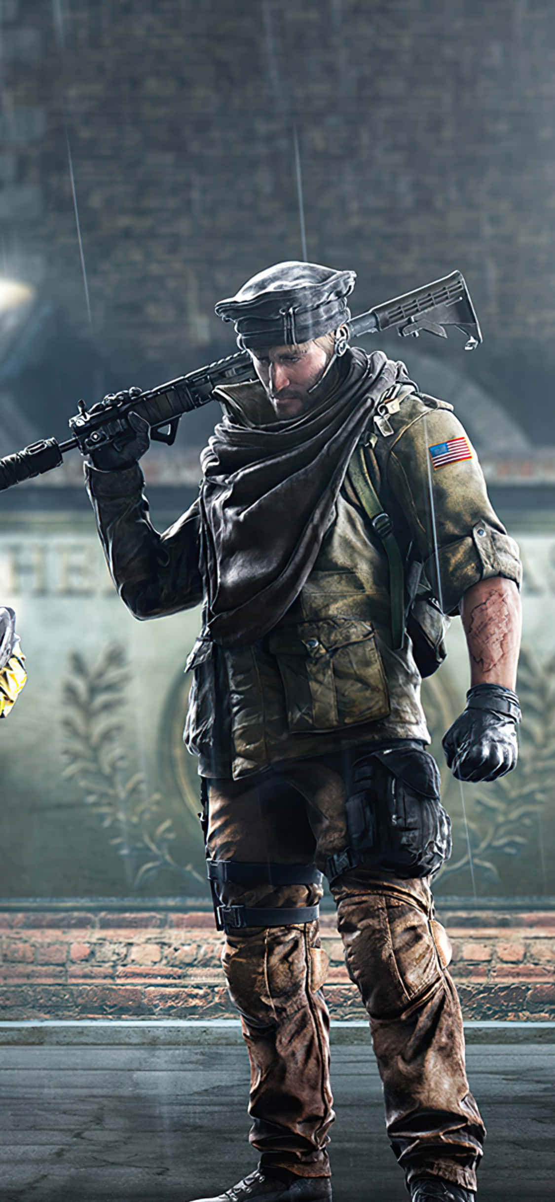 Rainbow Six Siege Maverick 桌布 壁紙 — 一名被雨淋濕的士兵身穿迷彩裝備，肩上扛著步槍，背景是石牆。