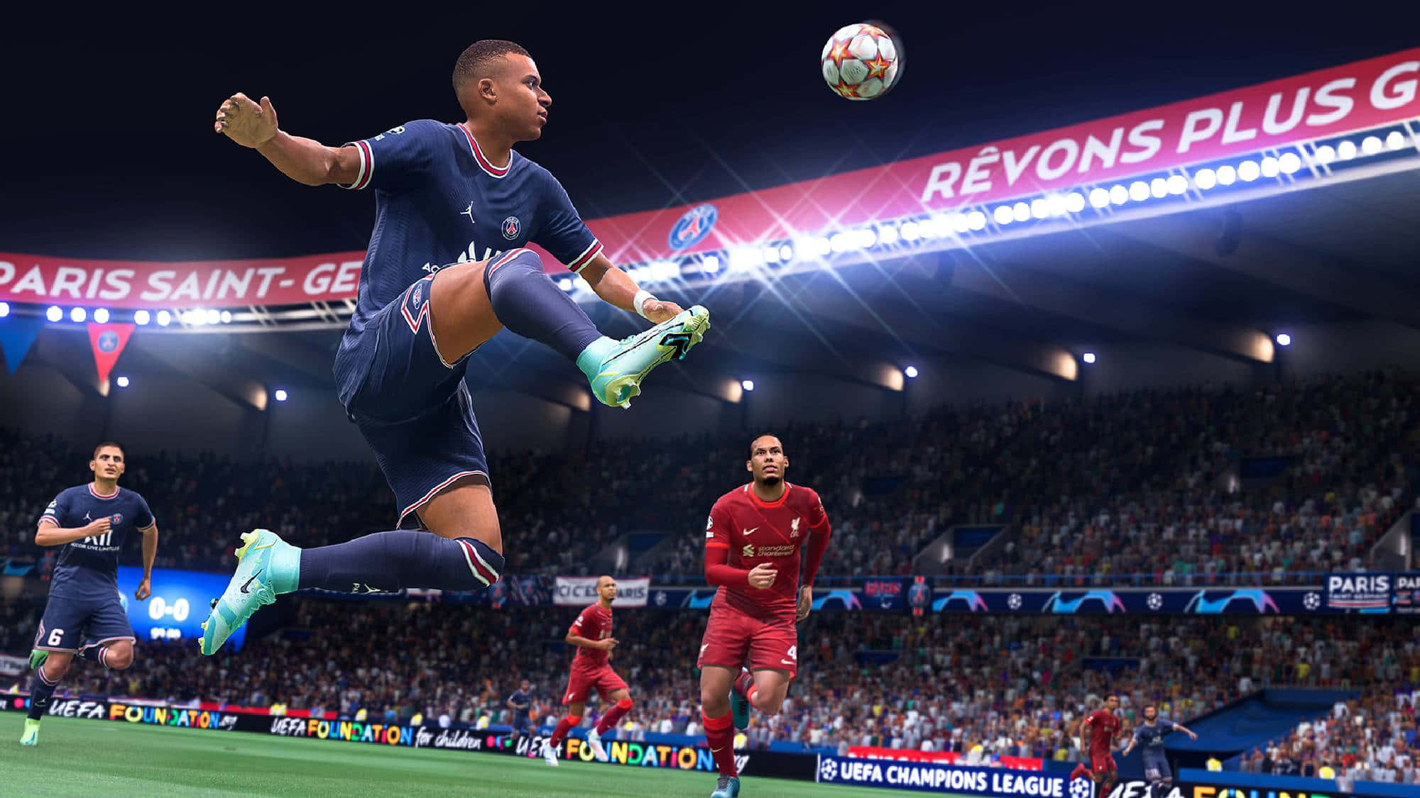 Fifa 22 桌布 壁紙 — 一名足球員在歐聯比賽期間，於燈火通明的球場中跳起頭球。