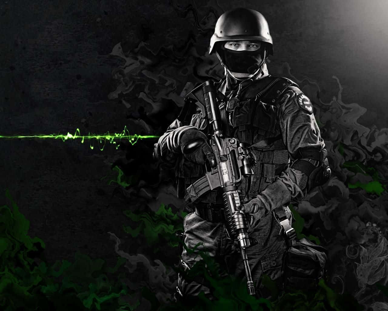 Call Of Duty Soldiers 桌布 壁紙 — 一名身穿全套戰術裝備的士兵在黑暗煙霧背景中手持步槍，周圍有發光的綠色能量線條。