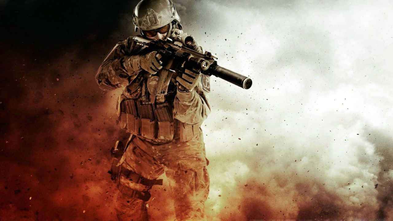 Marine 桌布 壁紙 — 一名身穿全套戰鬥裝備的士兵在熾熱的爆炸和滾滾濃煙中開火射擊步槍。
