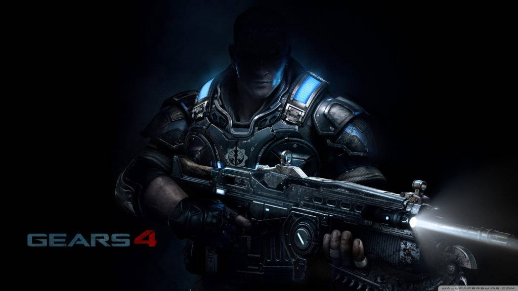 Gears Of War 4 1024x576 壁紙 — 一名身穿未來裝甲的士兵在黑暗燈光下，於黑色背景前緊握發光武器。