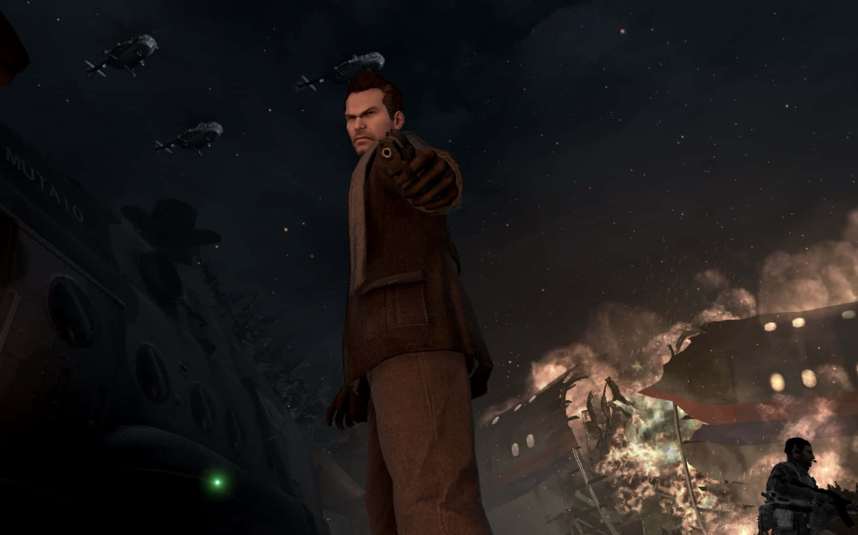 Call Of Duty Vladimir Makarov 桌布 壁紙 — 一名身穿棕色外套的男子在繁星點點的夜空下，以燃燒的殘骸和飛行的直升機為背景，將手槍瞄準觀眾。