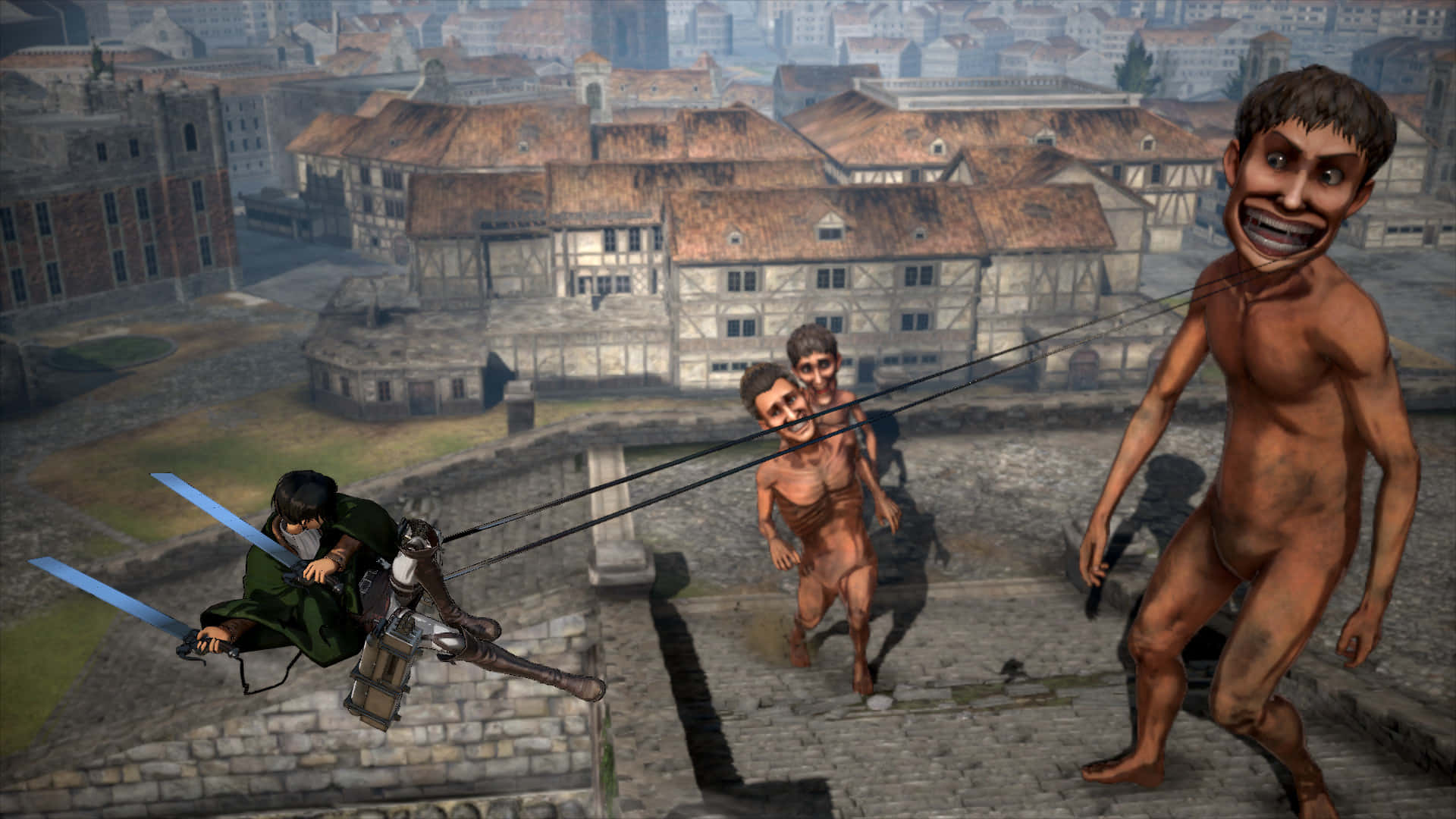 Attack On Titan Video Game 桌布 壁紙 — 一名身穿綠色裝備的戰士在屋頂上方擺盪繩索，而三個臉部扭曲的巨型人形生物正在前進。
