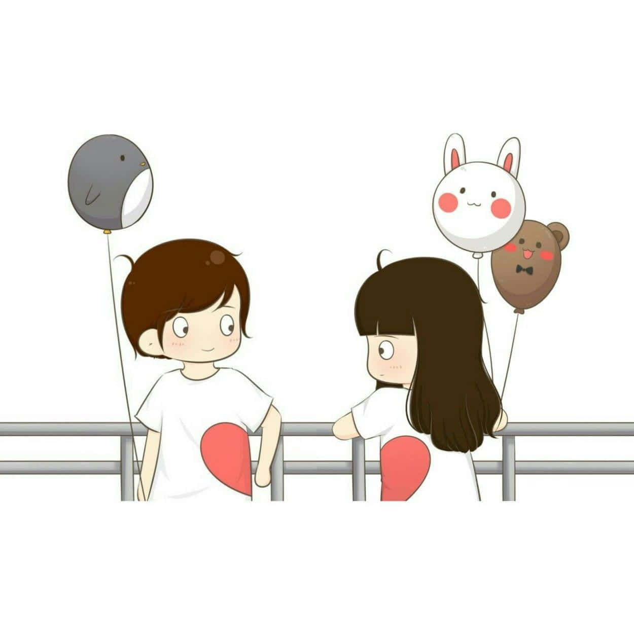 兩個小孩拿著動物氣球，穿著心形襯衫，靠在欄杆上。