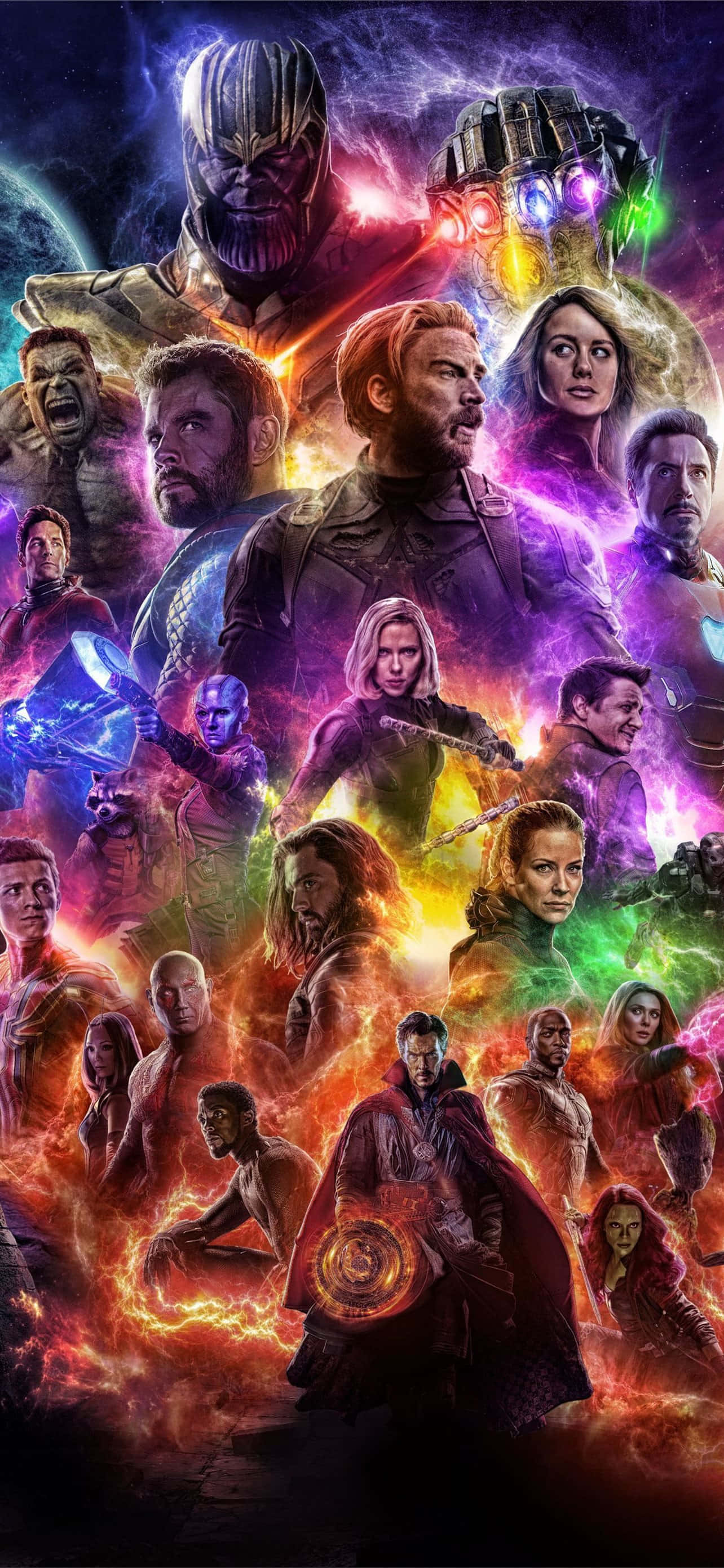 Thanos 桌布 壁紙 — 一幅充滿活力的宇宙拼貼畫，描繪復仇者聯盟角色在繁星點點的星雲背景下，展現發光能力和強烈表情。